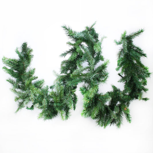 Deluxe Evergreen Greenery Garland (9ft 210 tips)