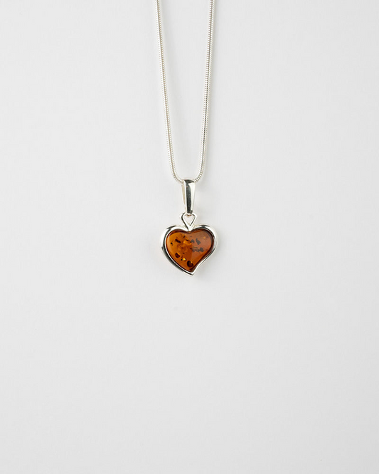 Subtle Heart Pendant Necklace