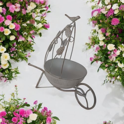 36CM CREAM METAL GARDEN PLANTER