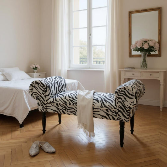 WHITE TIGER FABRIC WINDOW SEAT