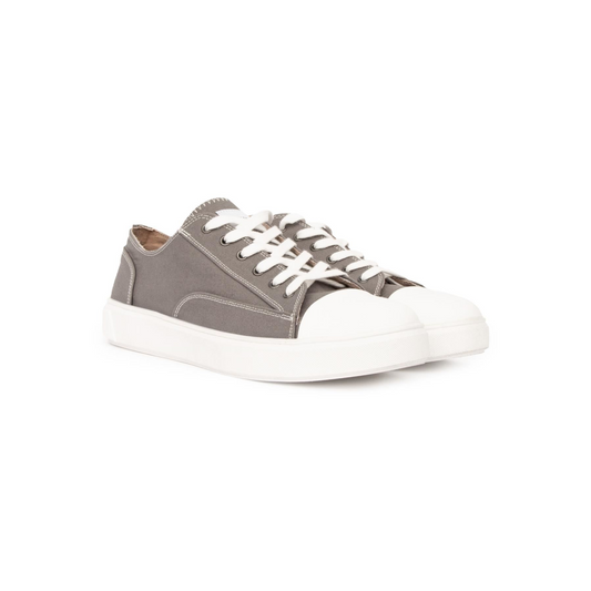 Nesta Trainers Grey