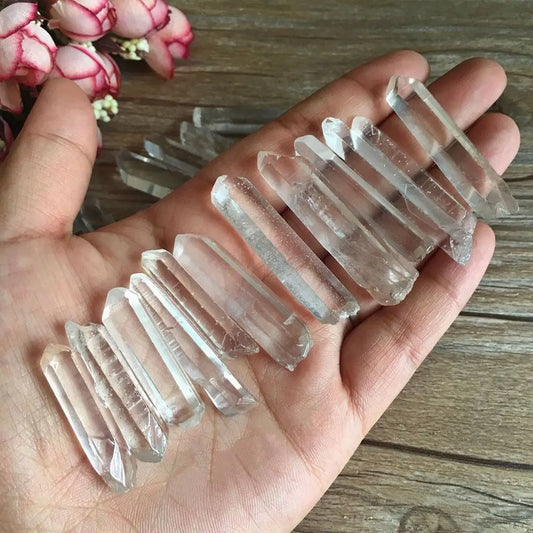 1Pcs Natural Pyramid Stone Blue sandstone Healing Stone Gemstone Quartz Crystal Green Aventurine Chakra Malachite Home Ornament