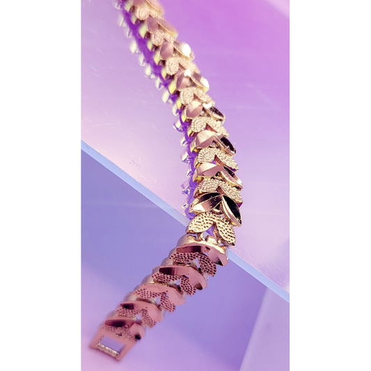 Oasis Shiny Gold Link Bracelet