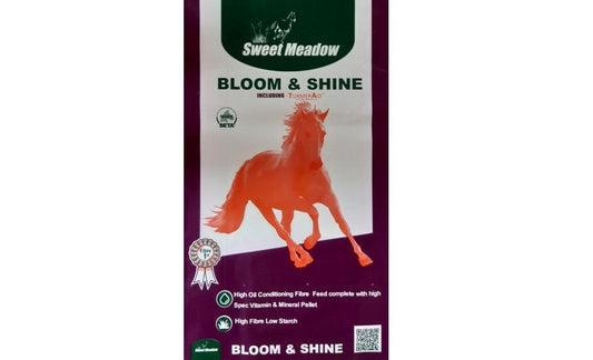 Sweet Meadow Bloom & Shine Chaff + TurmerAid 15kg | Luxury Home Accessories | Heulog Glow