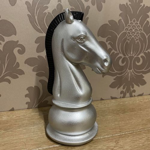 19CM RESIN CHESS PIECE ANTIQUE SILVER