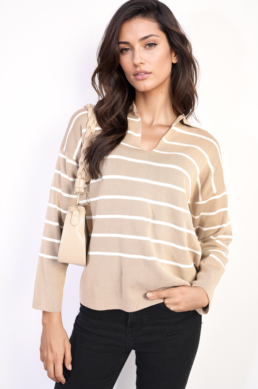 Vibrant Striped Knitted Jumper: Stay stylish & cozy with our high-quality, attention-grabbing jumper! ๐๐งถ