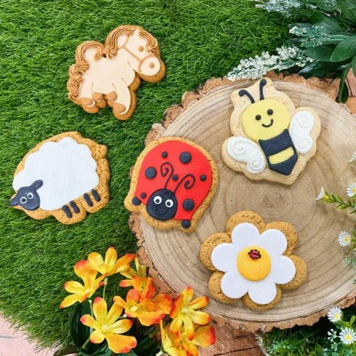 10 Pack – Countryside Friends - Original Biscuit Bakers | Luxury Home Accessories | Heulog Glow