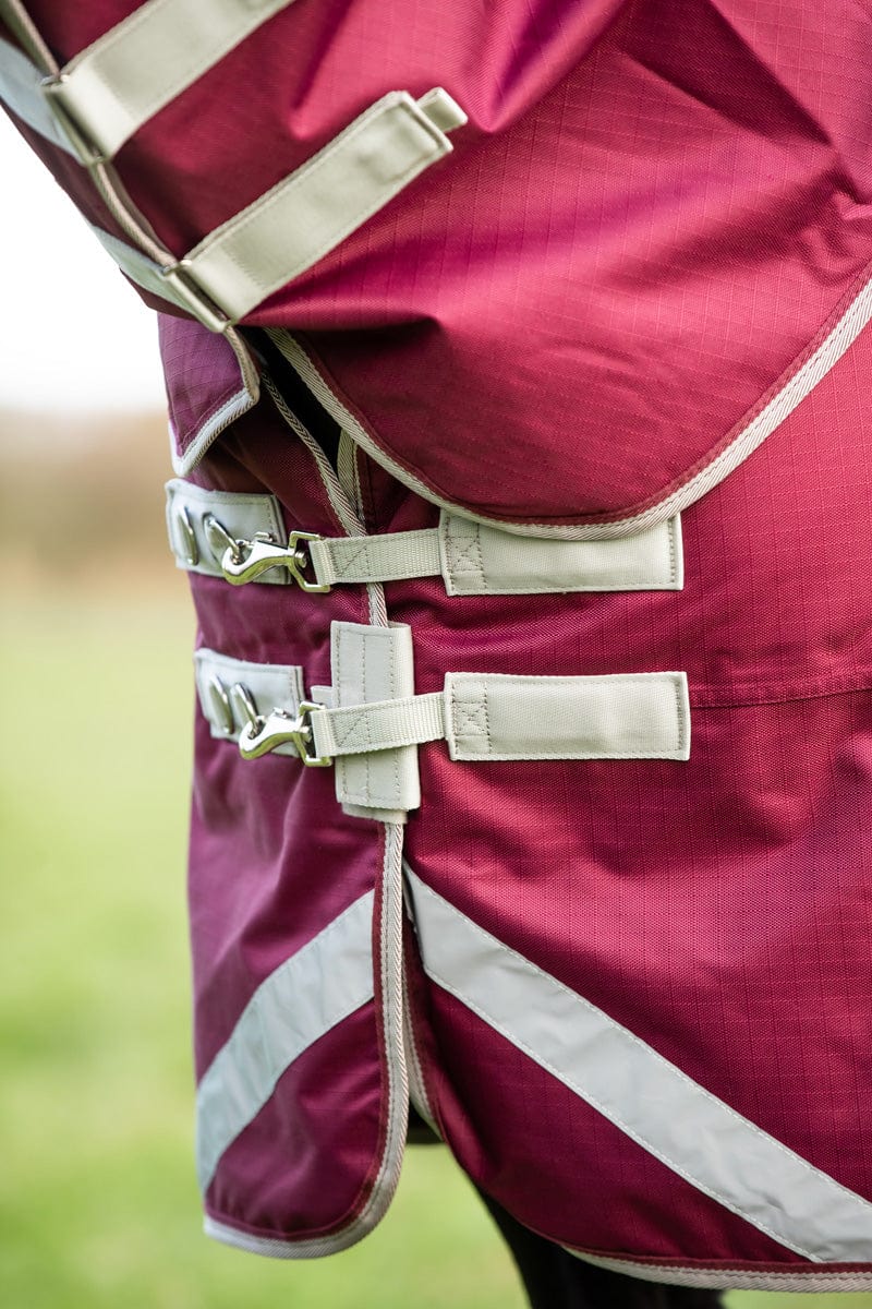 100g Detachable Neck Turnout Rug - Burgundy | Luxury Home Accessories | Heulog Glow