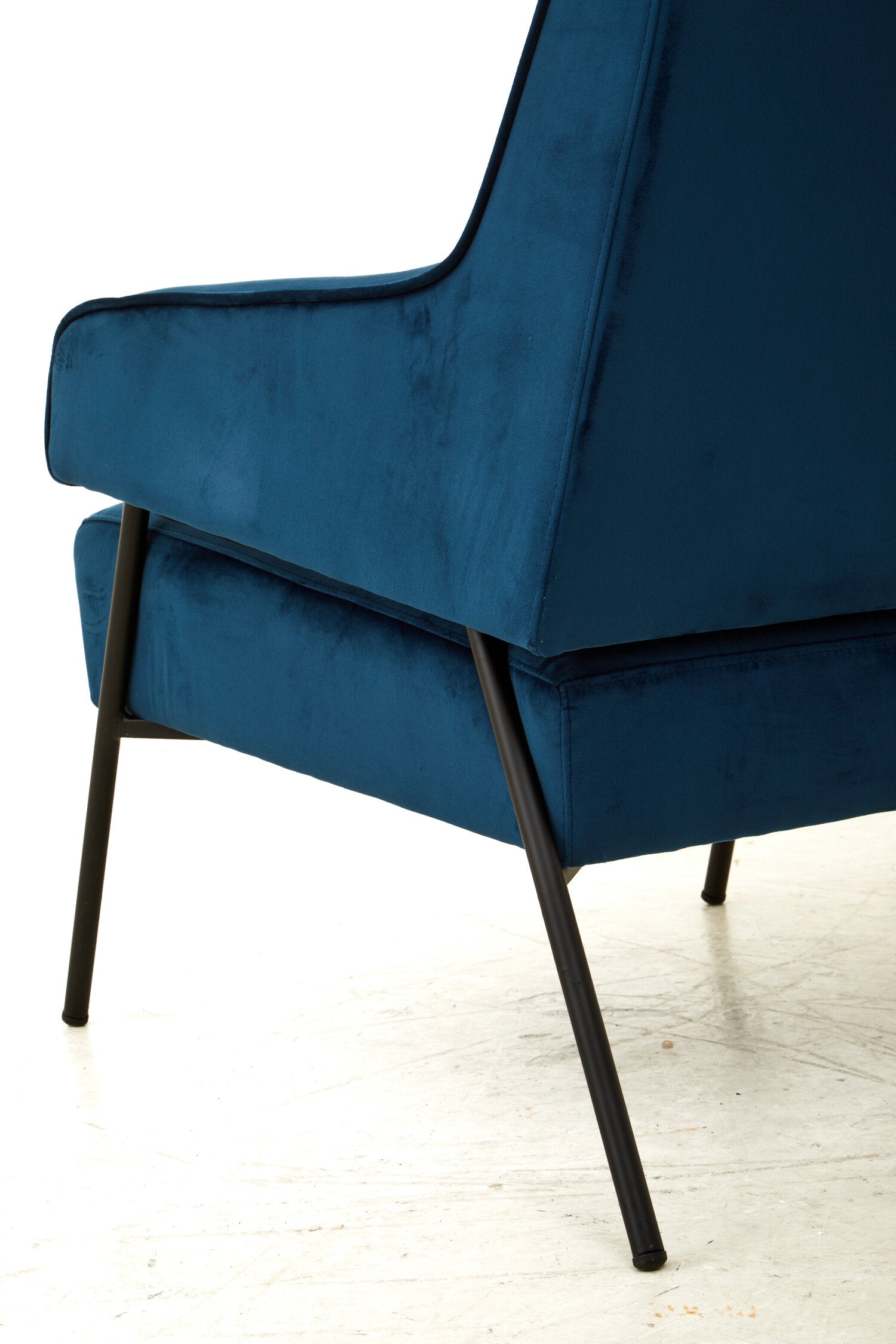 Henia Blue Velvet Chair
