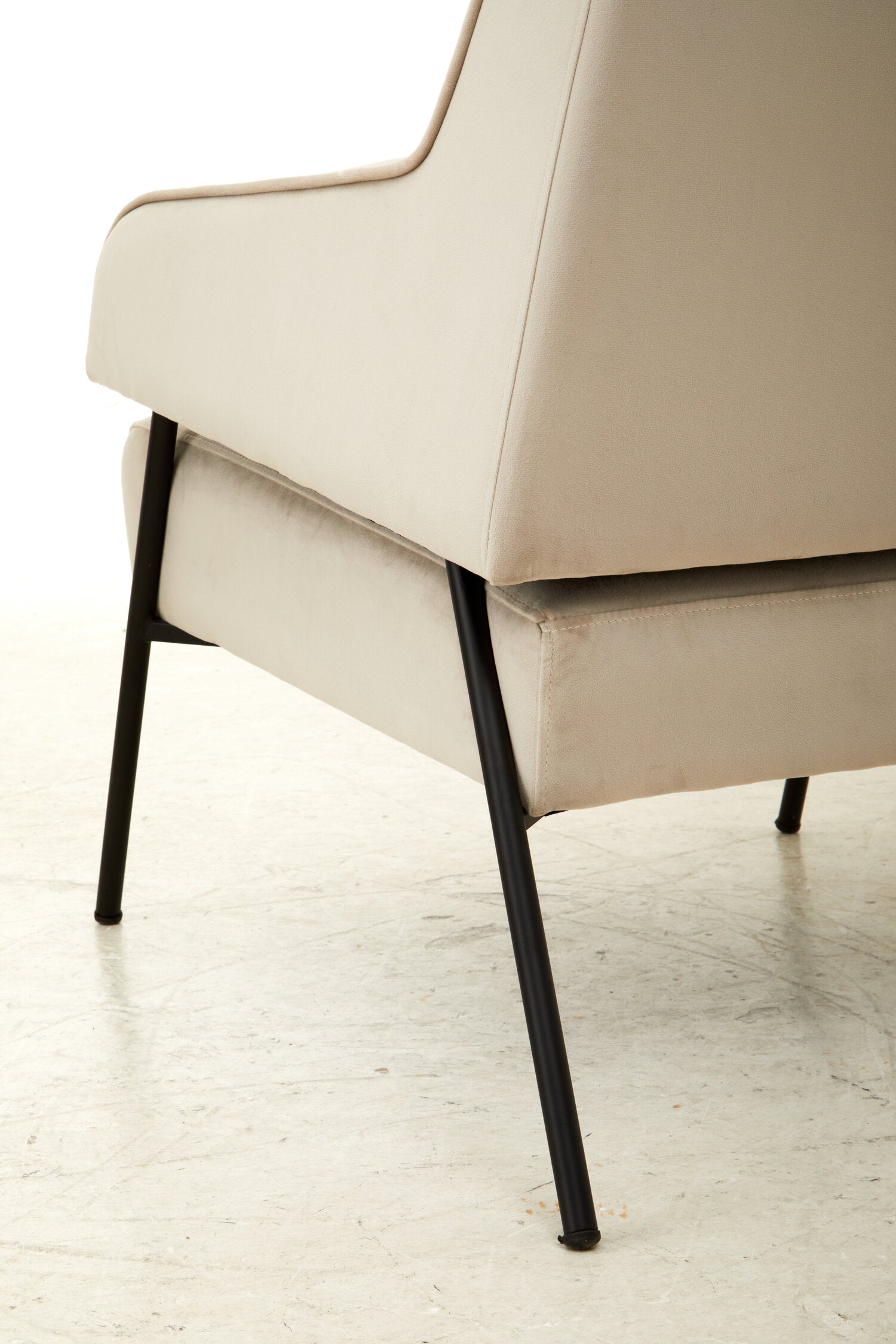 Henia Cream Velvet Chair