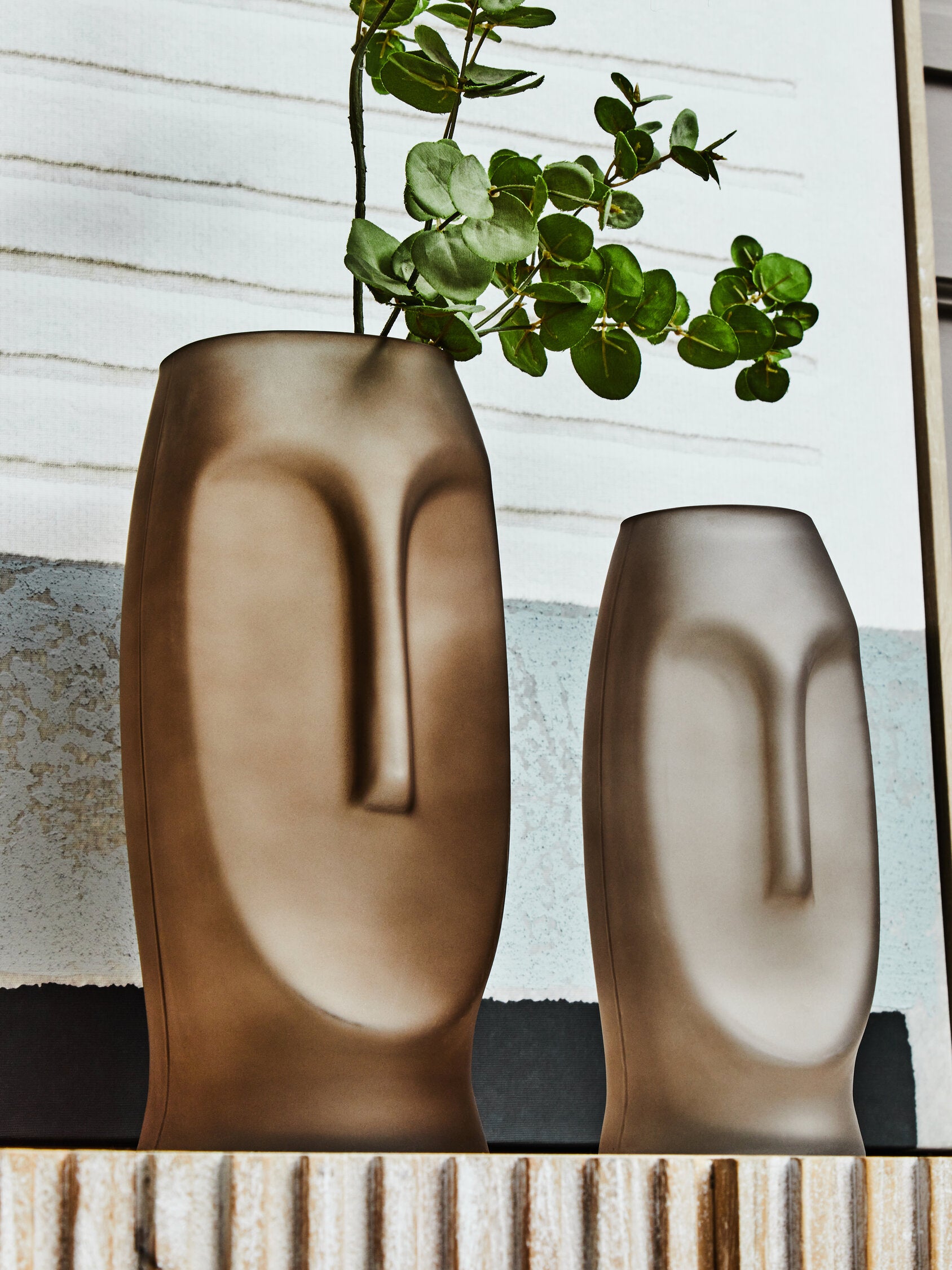 Viso Grey Small Face Design Vase