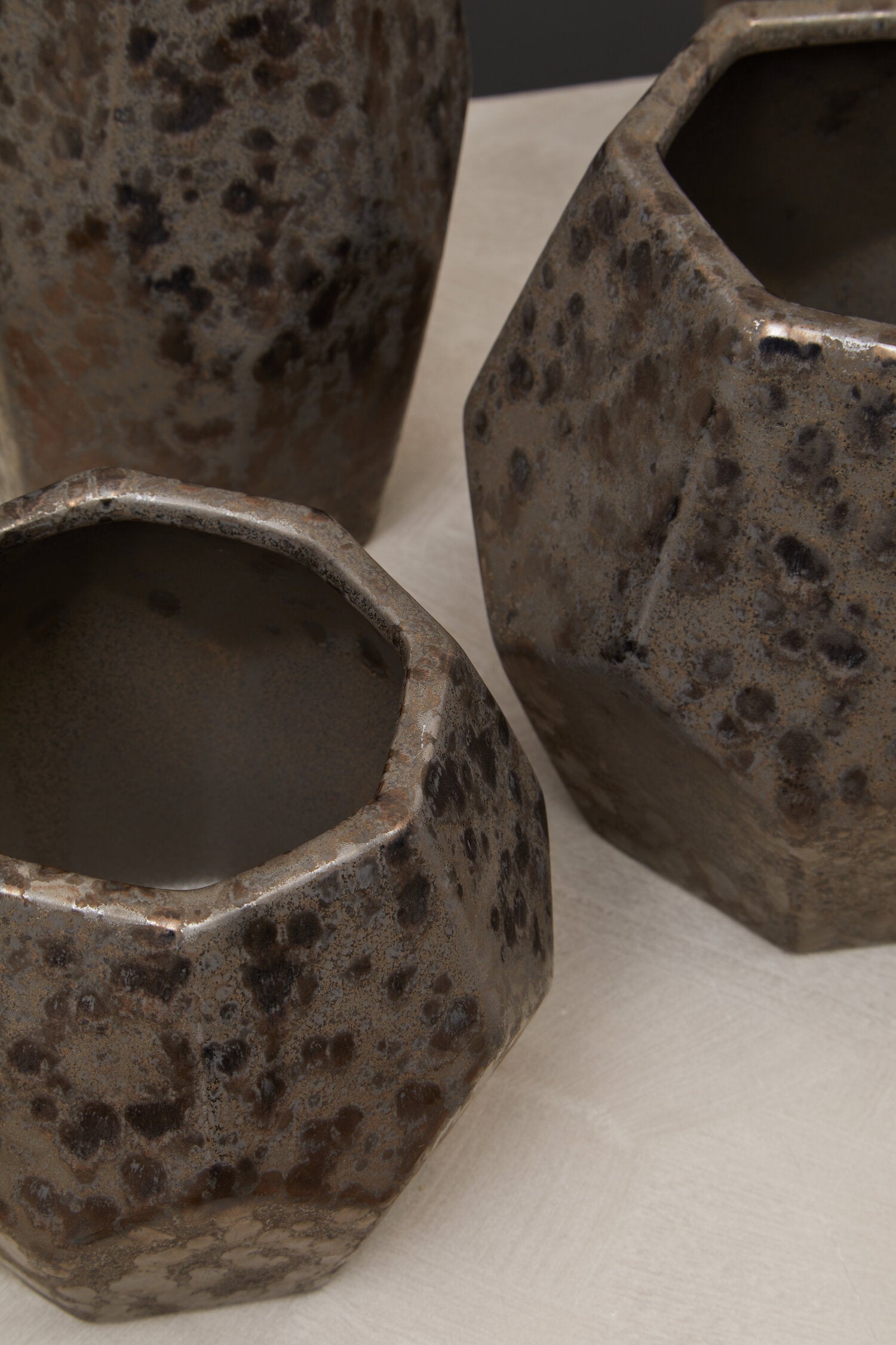 Salvo Large Ceramic Planter