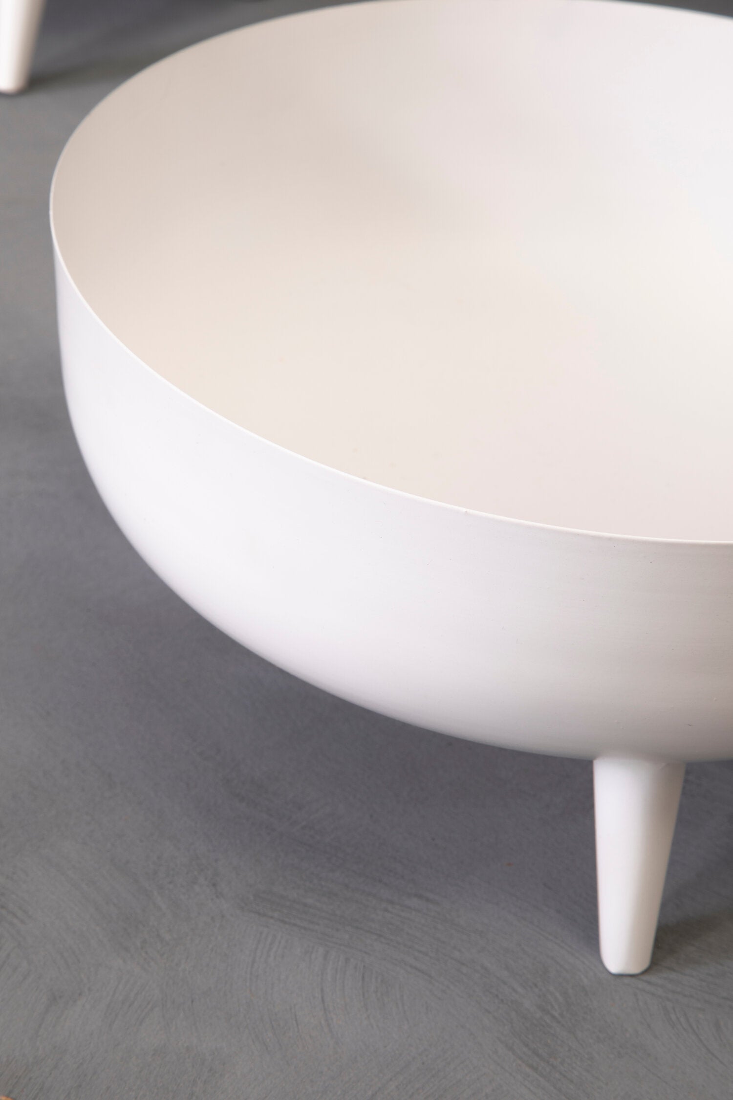Alina White Footed Planter