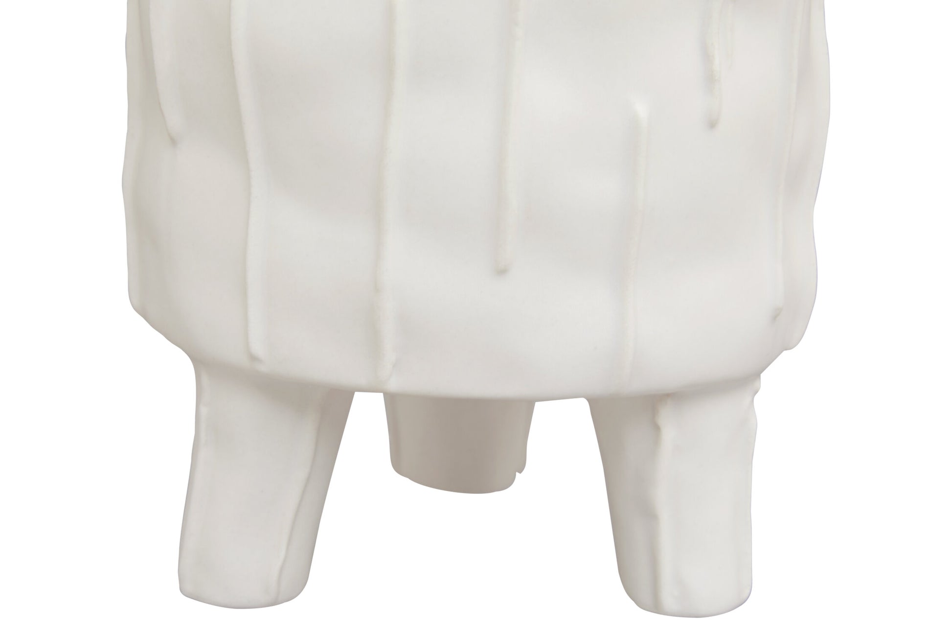 Fara Small White Textured Ceramic Planter