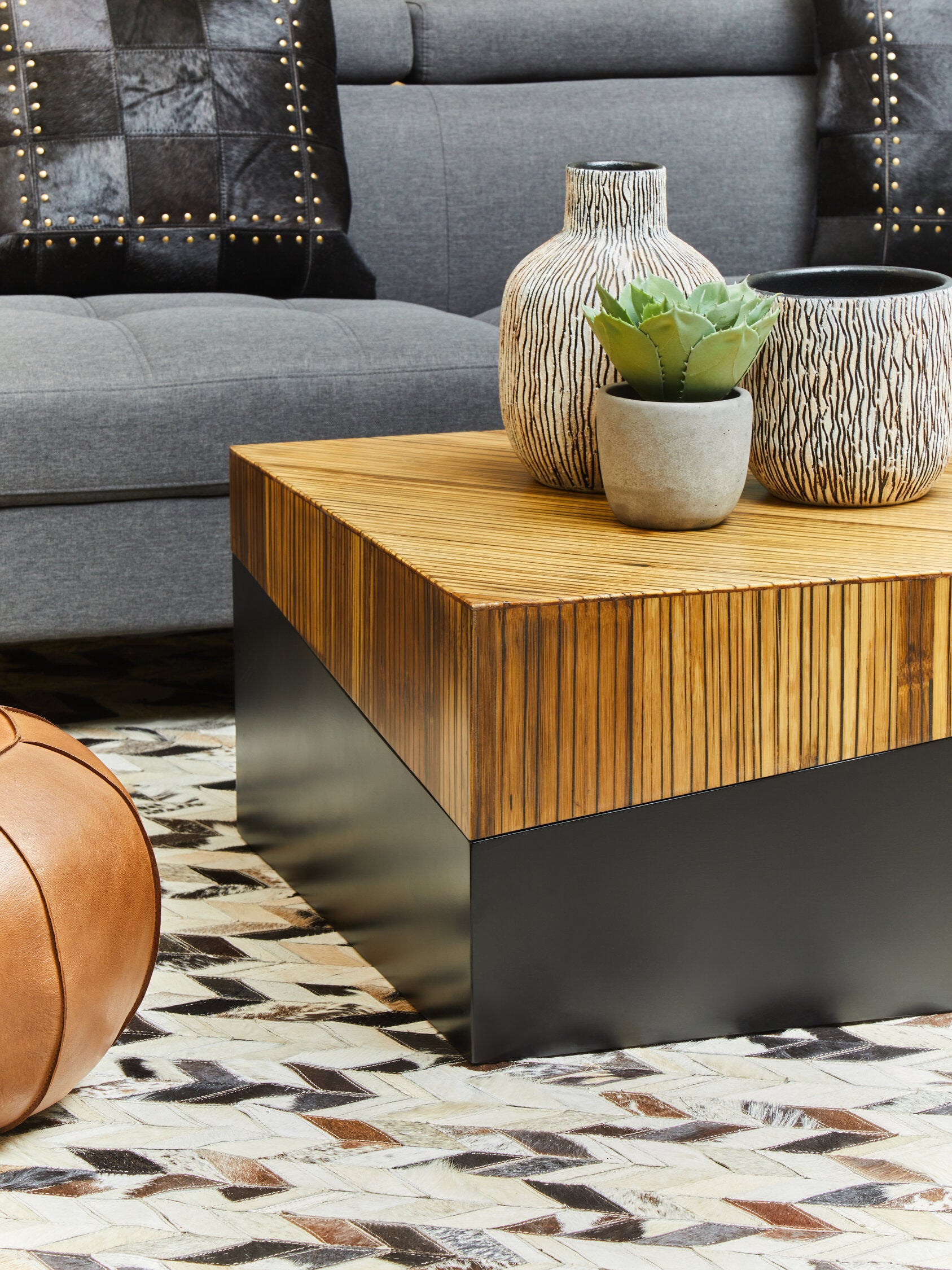Arid Earthenware Planter