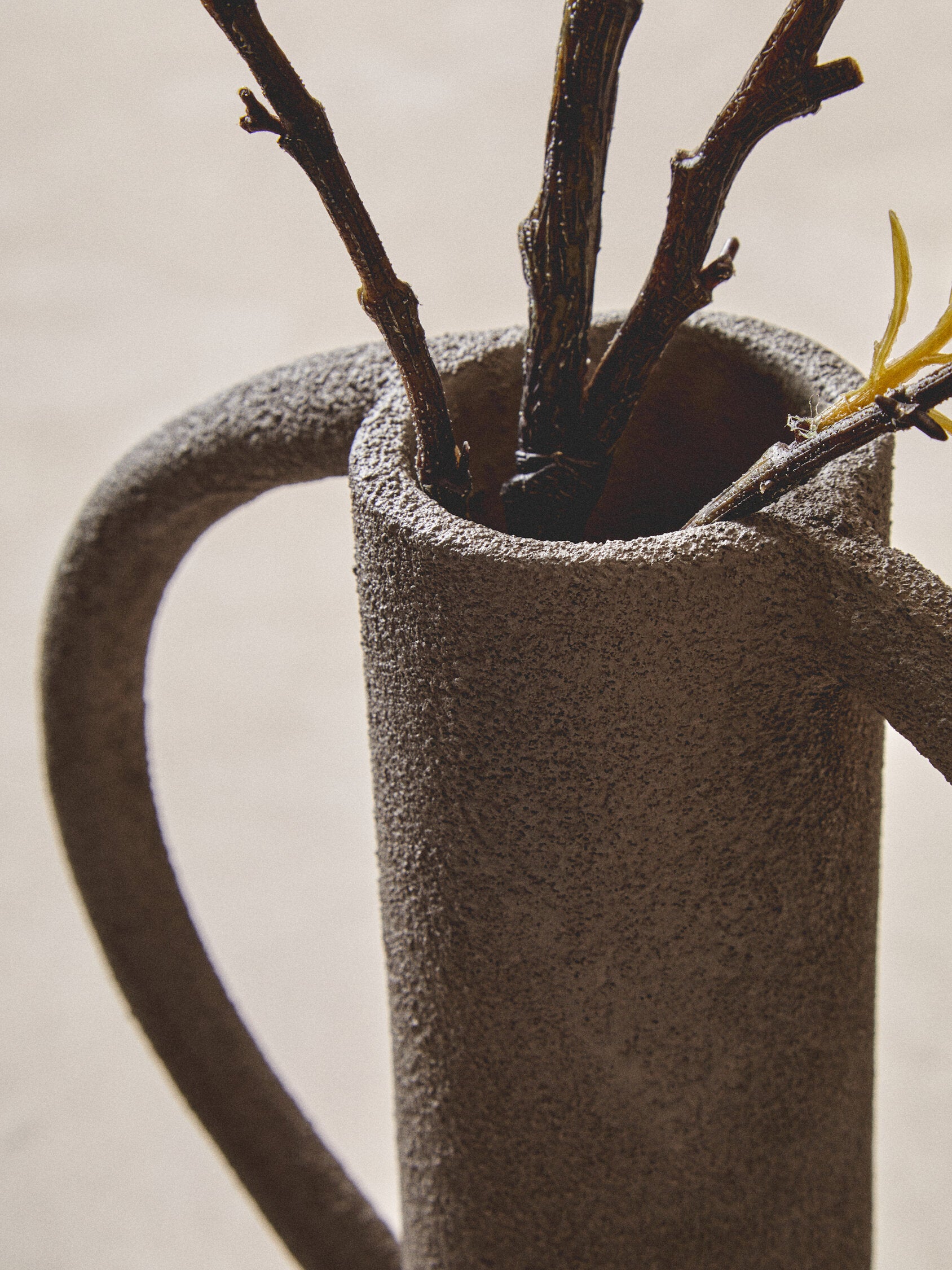 Deriva Small Textured Grey Vase
