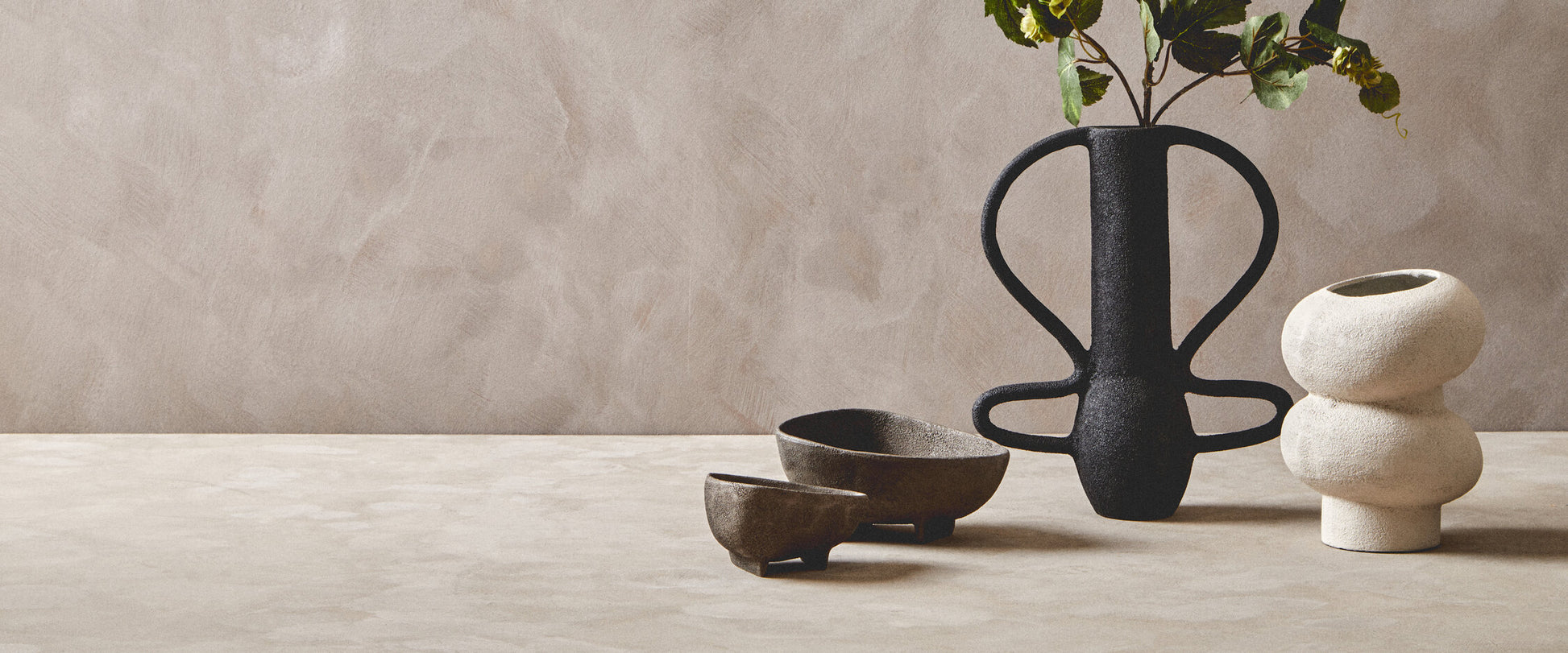 Deriva Large Textured Black Vase