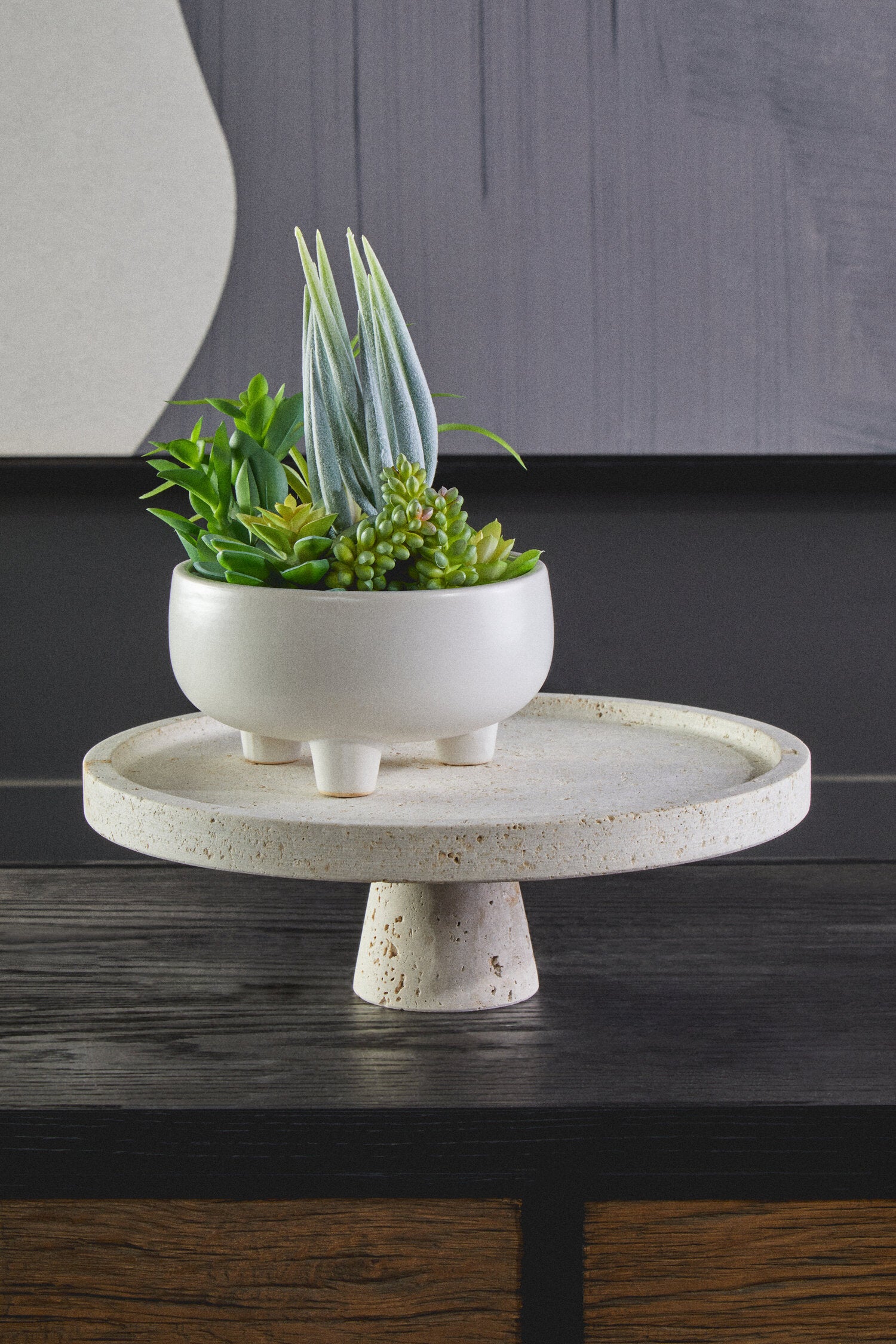 Tibor Travertine Riser