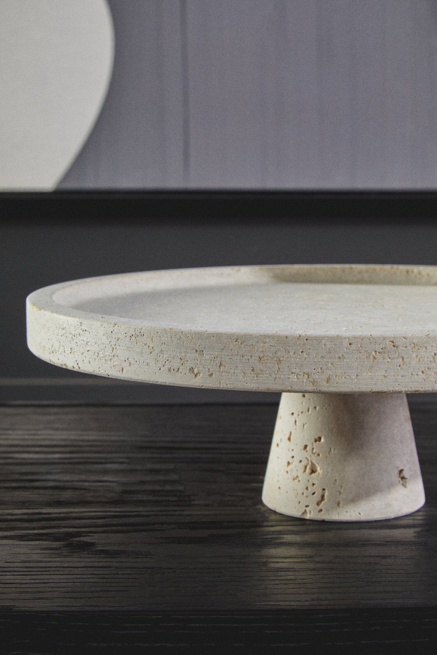 Tibor Travertine Riser