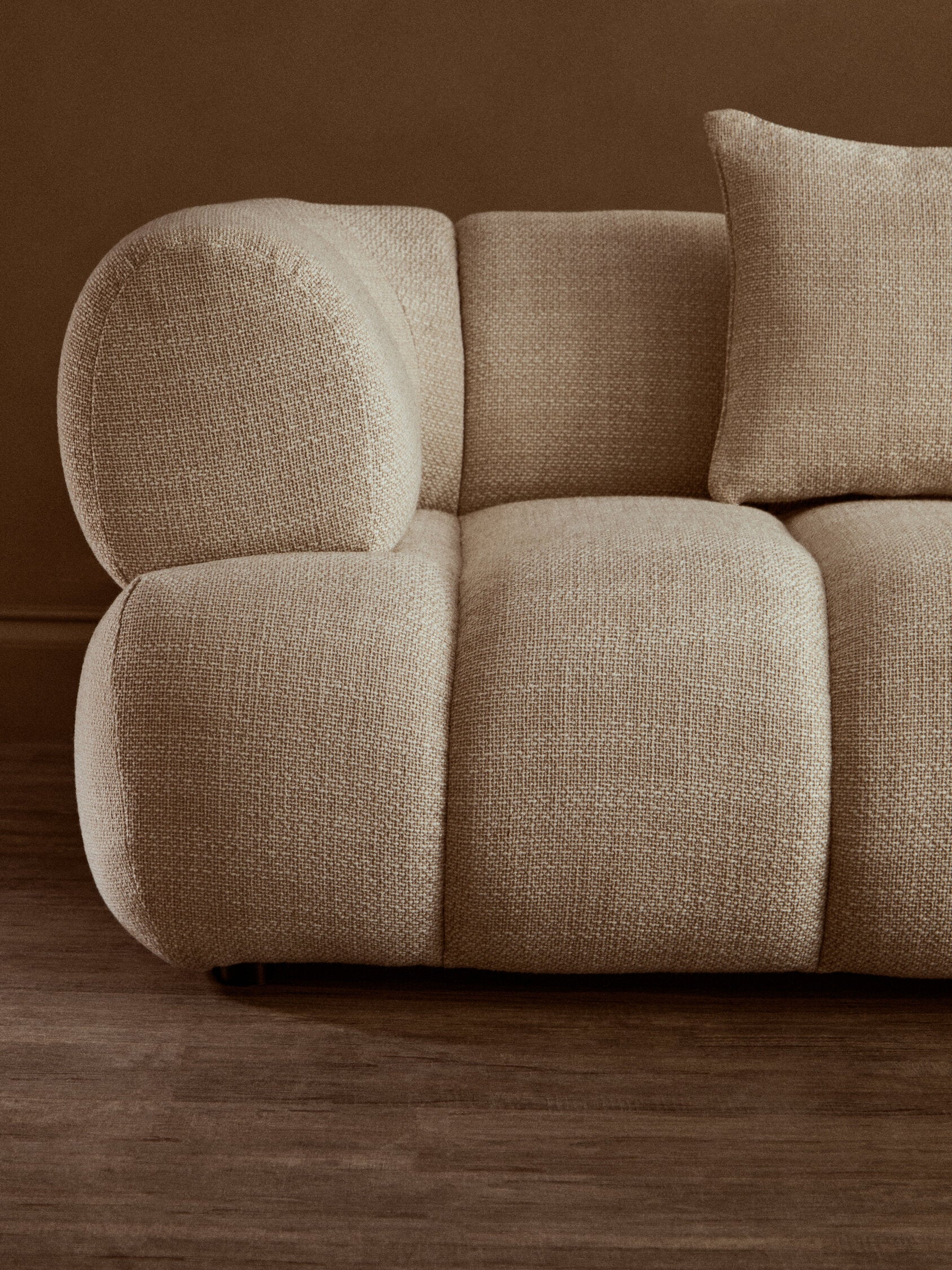 Ordona Cream Linen 3 Seater Curved Sofa