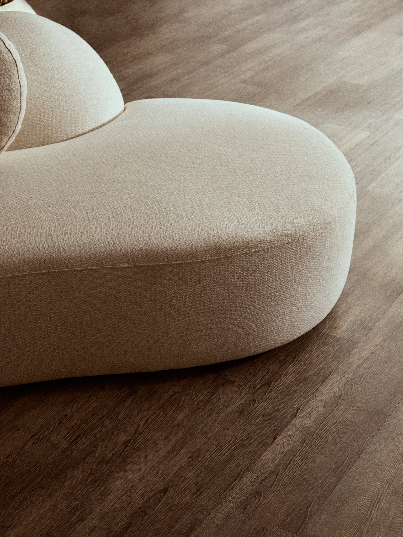 Ovada Cream Linen 3 Seater Curved Sofa