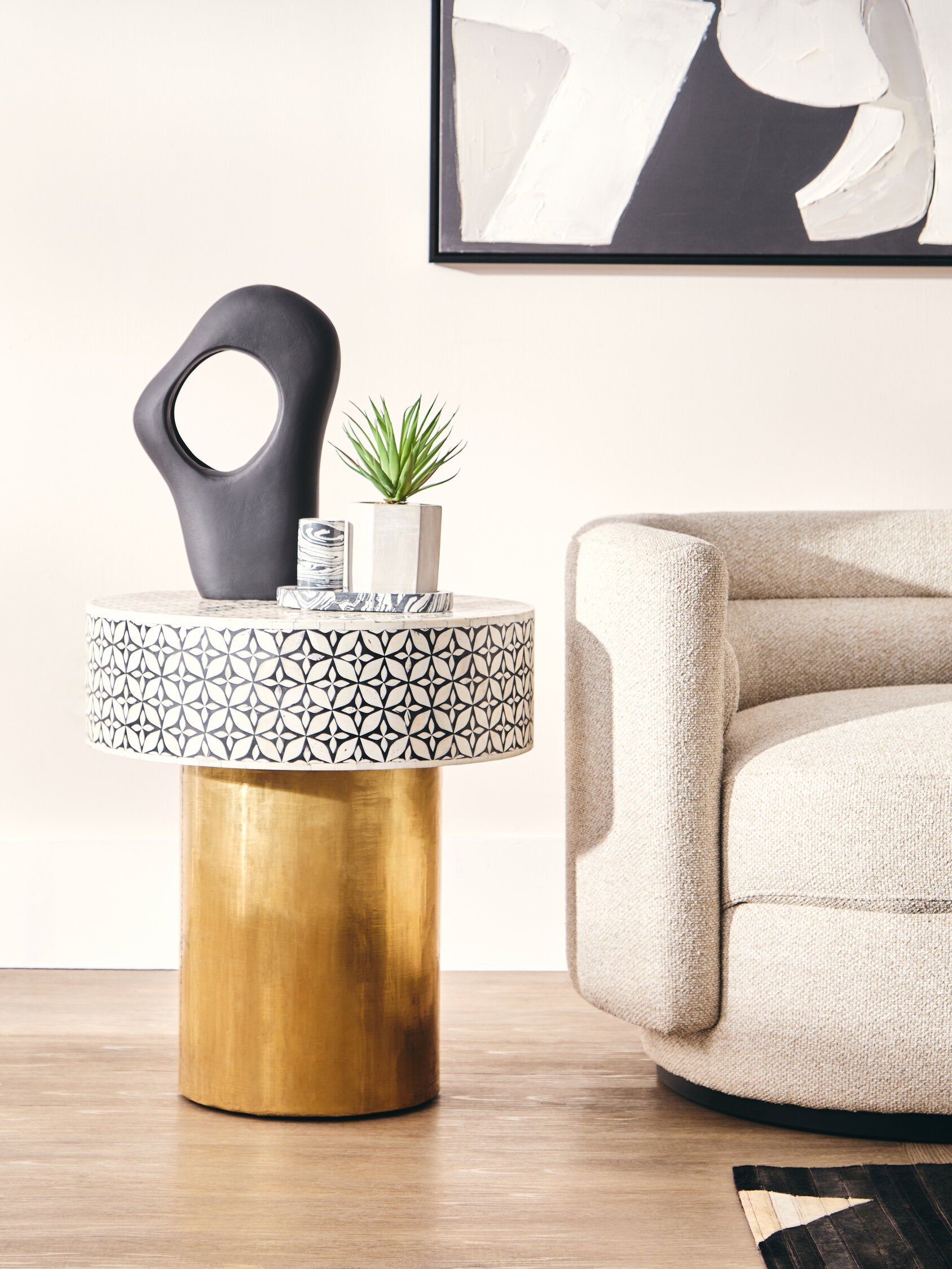 Fia White Ribbed Ceramic Planter