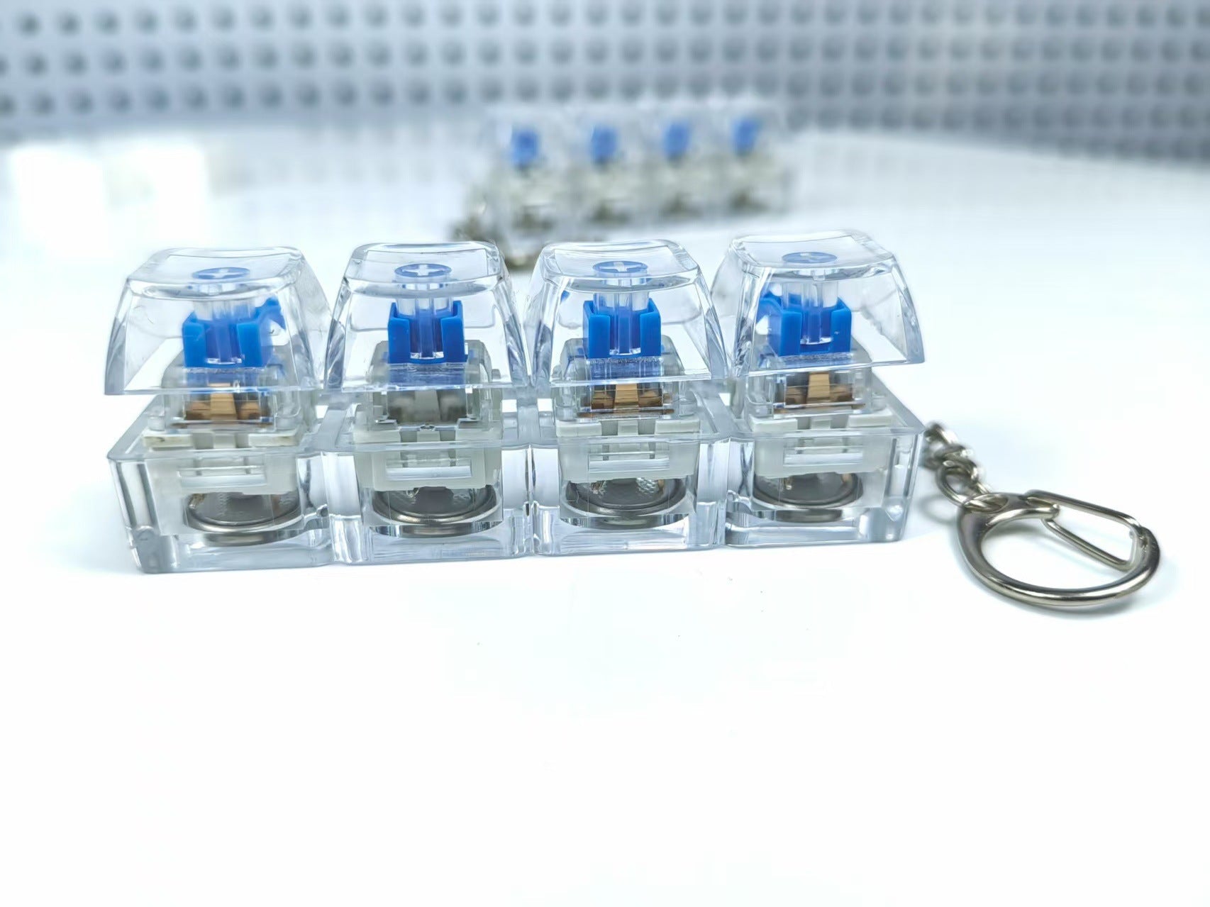 4Keys Mechanical Keyboard Electronic Luminous Transparent Crystal Height Pressure Reduction Finger Button Anti Stress Keycap Toy Schoolbag Pendant Keychain Decompression Clicker Gadget Gift | Luxury Home Accessories | Heulog Glow