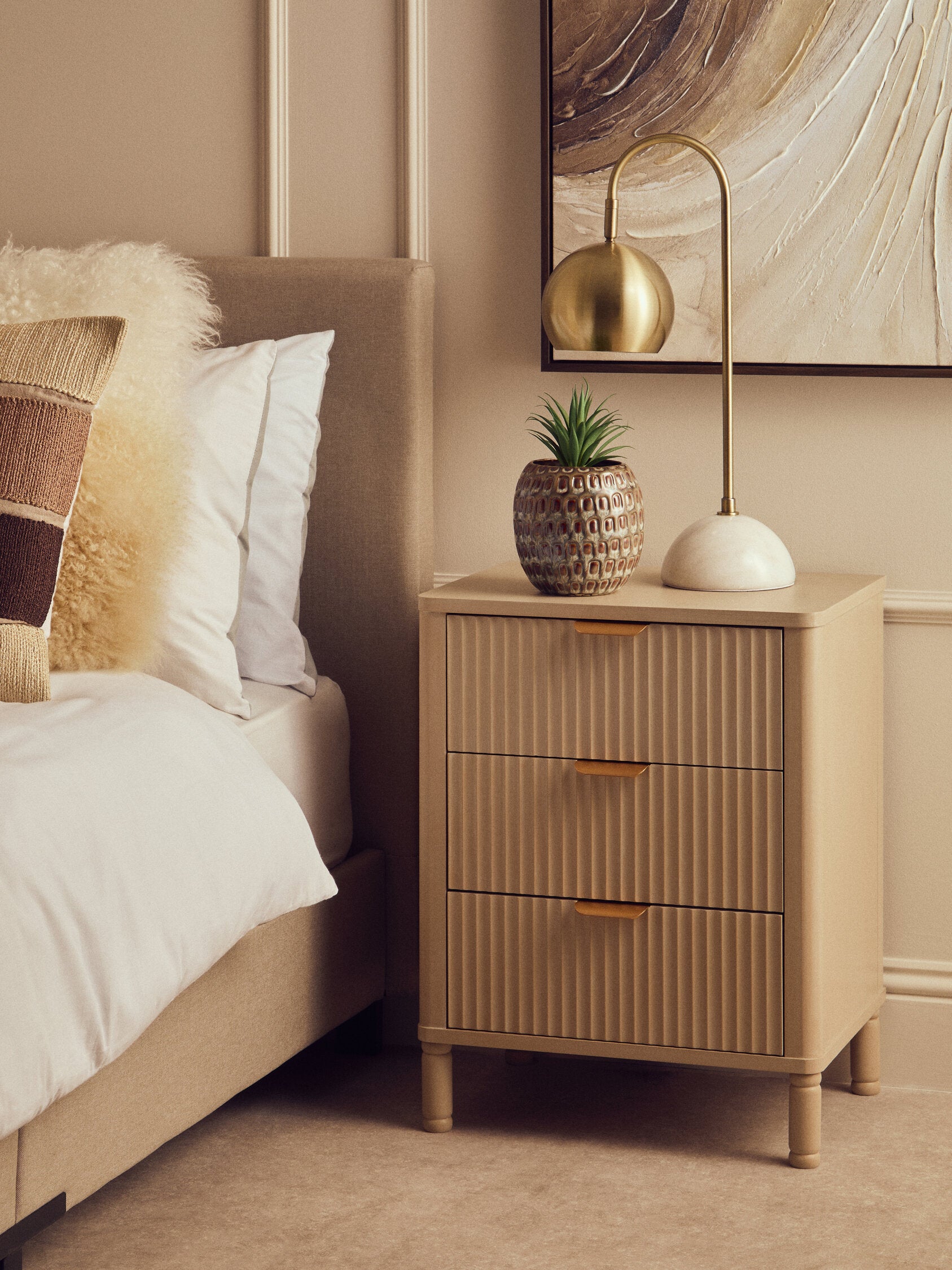 Heritage Reed Detail Taupe Three Drawer Wooden Chest