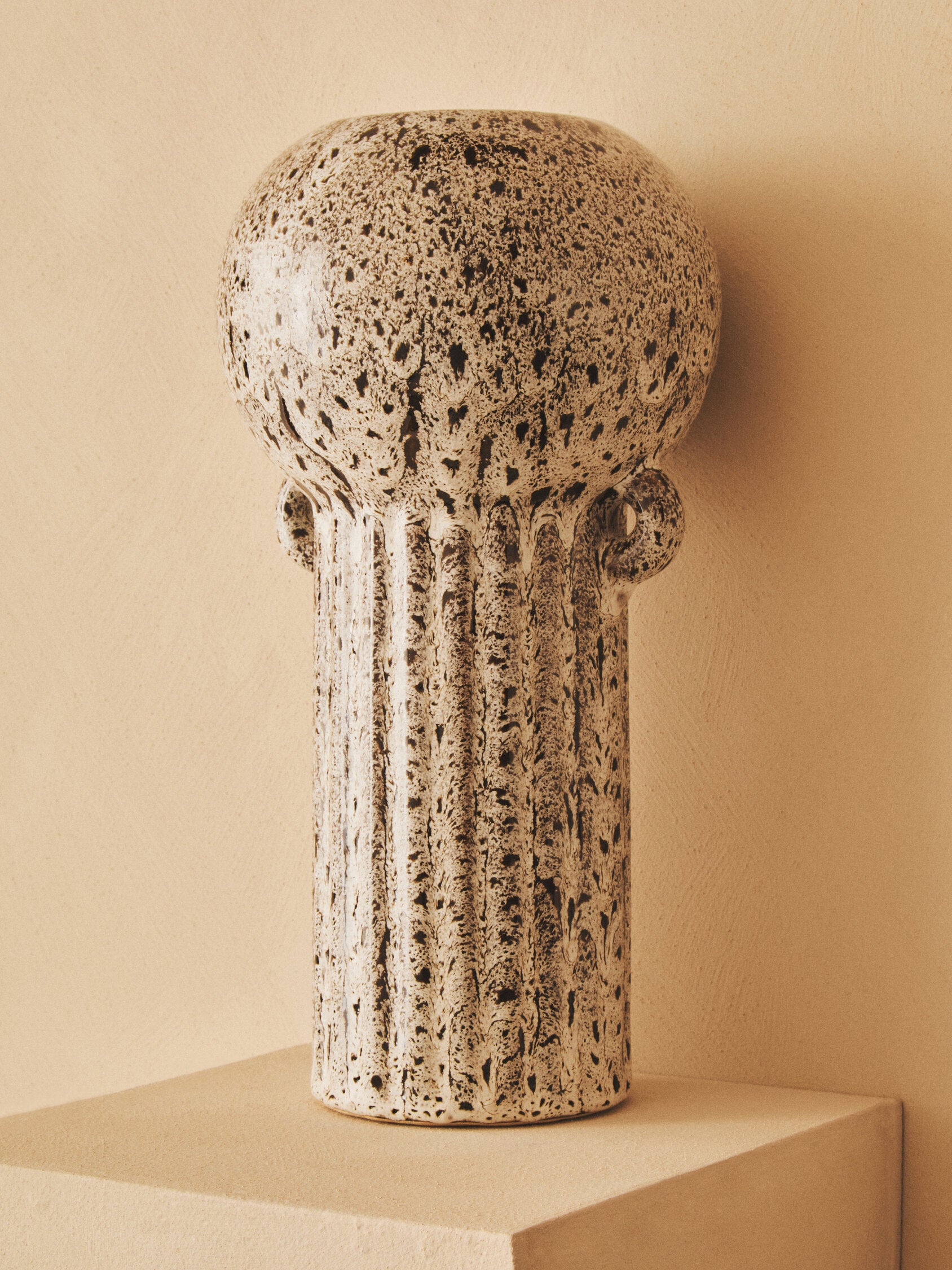Calcita Large Speckled Brown Vase