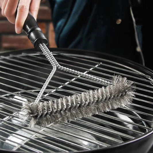 BBQ Grill Cleaning Brush - Stainless Steel Bristles for Easy Grilling Maintenance