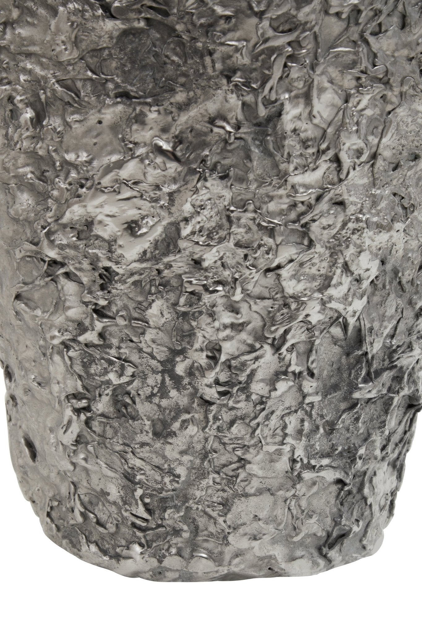 Akola Large Silver Textured Metal Vase | Luxury Home Accessories | Heulog Glow