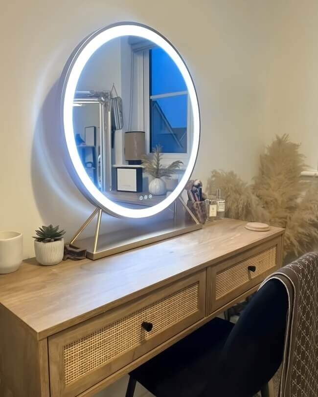 Anne Round Hollywood Mirror Gold 60x67CM | Luxury Home Accessories | Heulog Glow