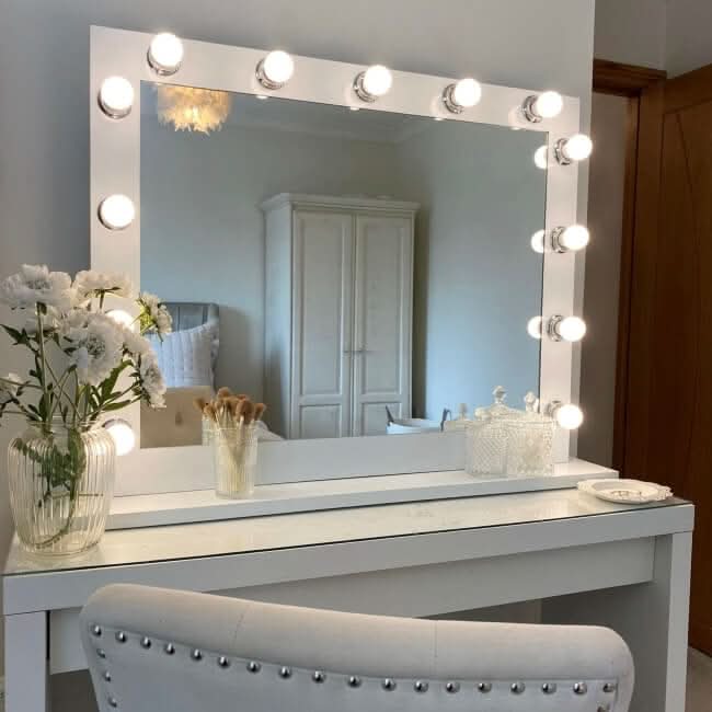 Audrey Hollywood Mirror White 100x80cm | Luxury Home Accessories | Heulog Glow