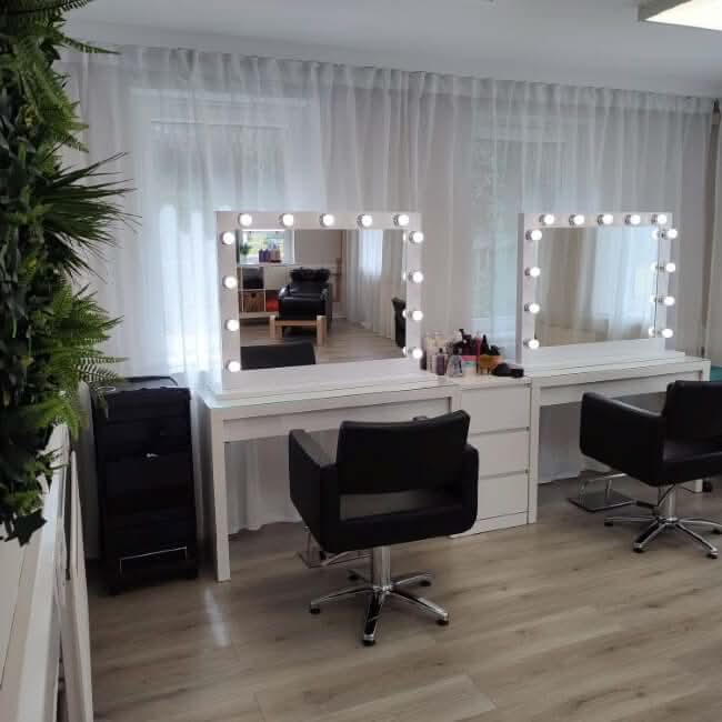 Audrey Hollywood Mirror White 100x80cm | Luxury Home Accessories | Heulog Glow
