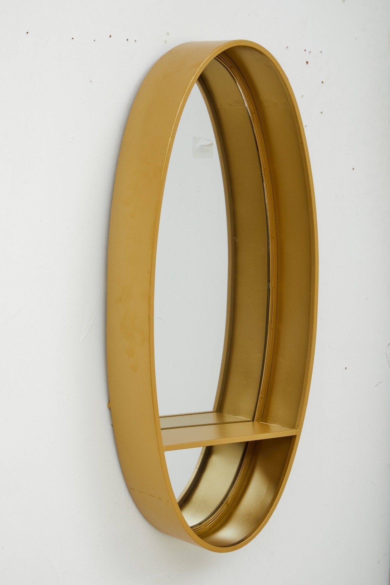 Avento Gold Oval Wall Mirror | Luxury Home Accessories | Heulog Glow