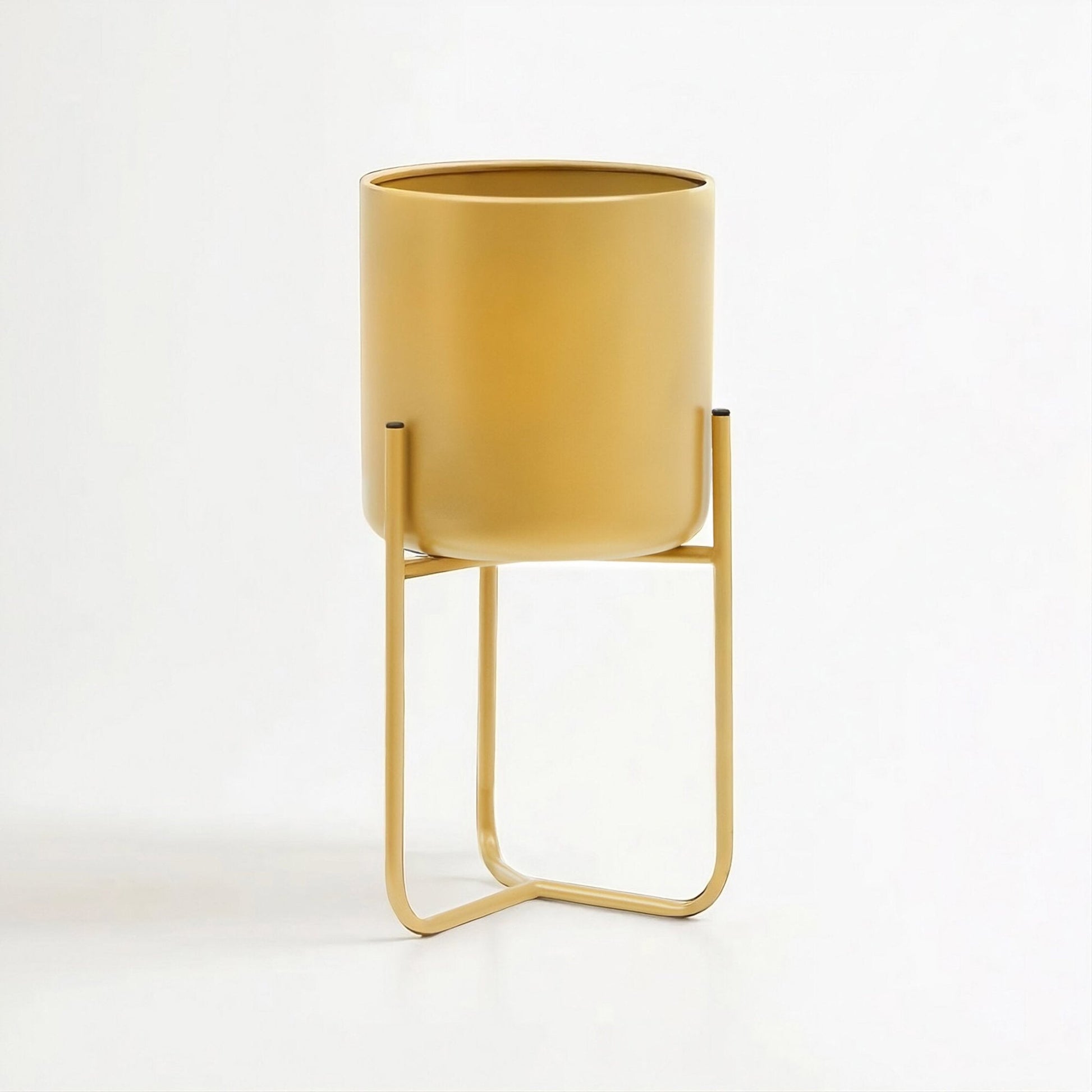 Avento Small Gold Finish Floor Planter | Luxury Home Accessories | Heulog Glow