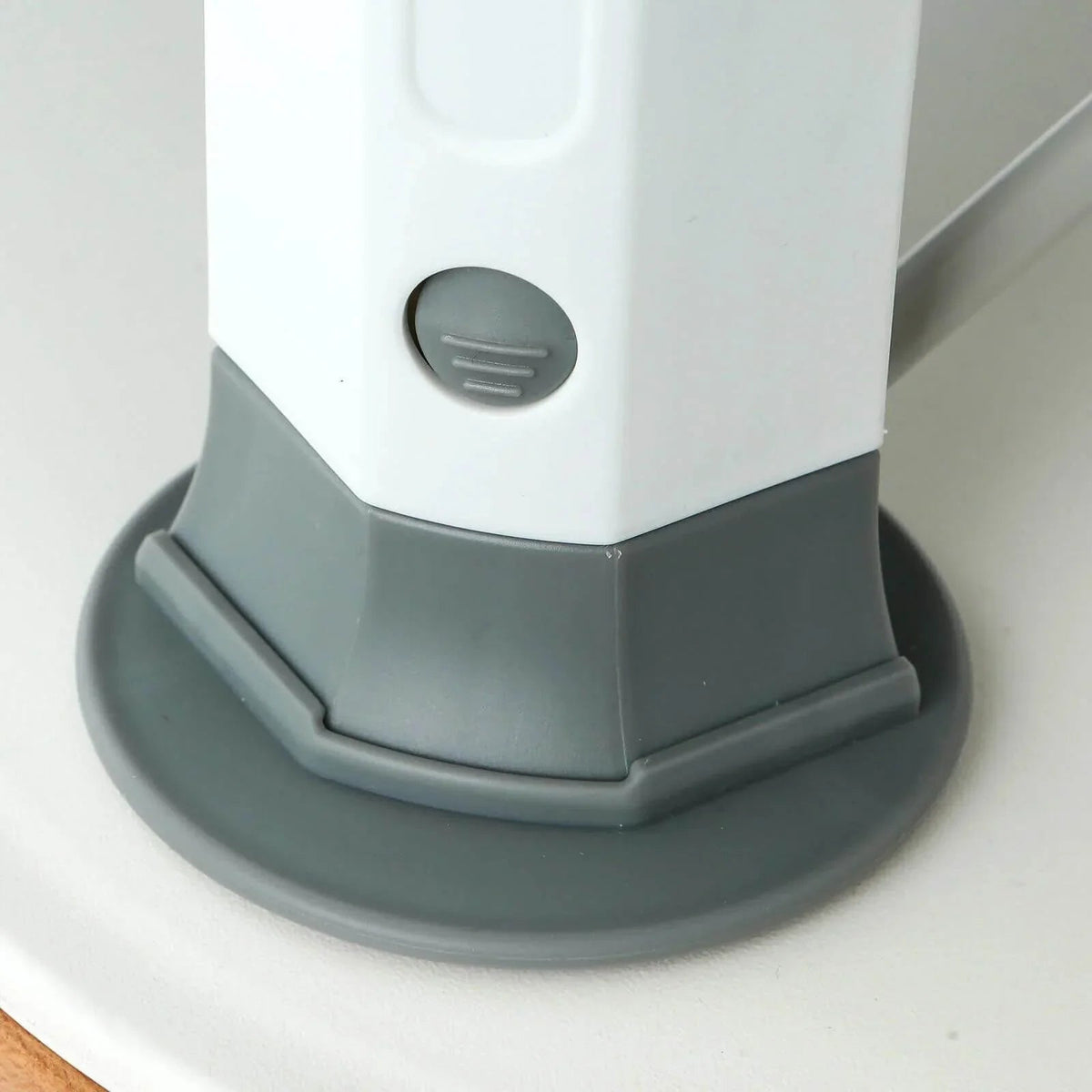 baby plus Picnic Booster Highchair - Dark Grey | Luxury Home Accessories | Heulog Glow