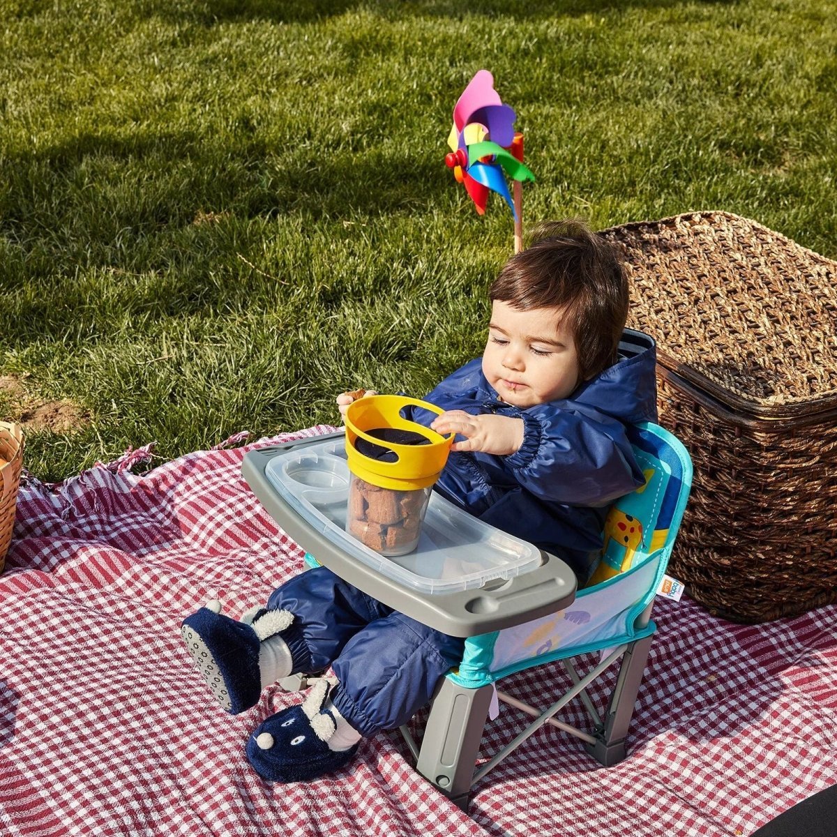 baby plus Picnic Booster Highchair - My friend Giraffe | Luxury Home Accessories | Heulog Glow