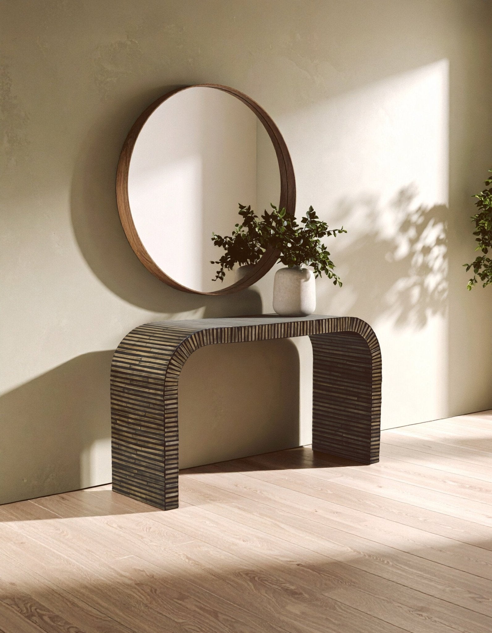 Bambusa Bamboo Inlay Curved Console Table | Luxury Home Accessories | Heulog Glow