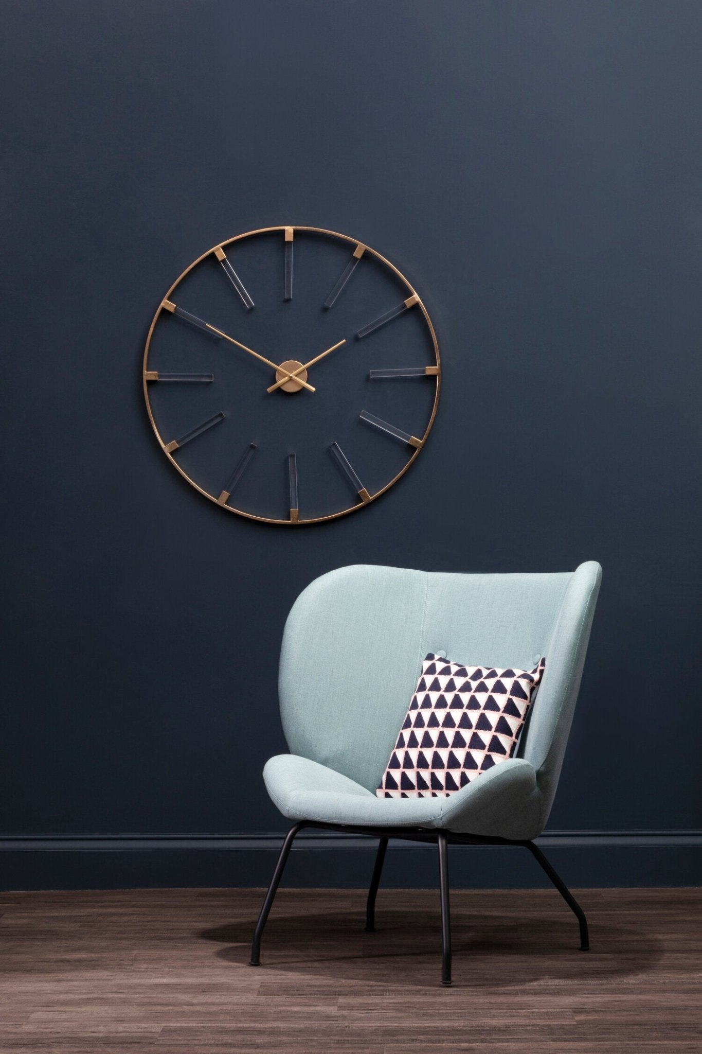 Beauly Gold Finish Round Wall Clock | Luxury Home Accessories | Heulog Glow