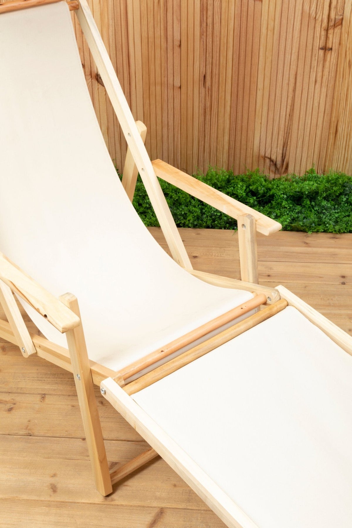 Beauport Cream Lounger | Luxury Home Accessories | Heulog Glow