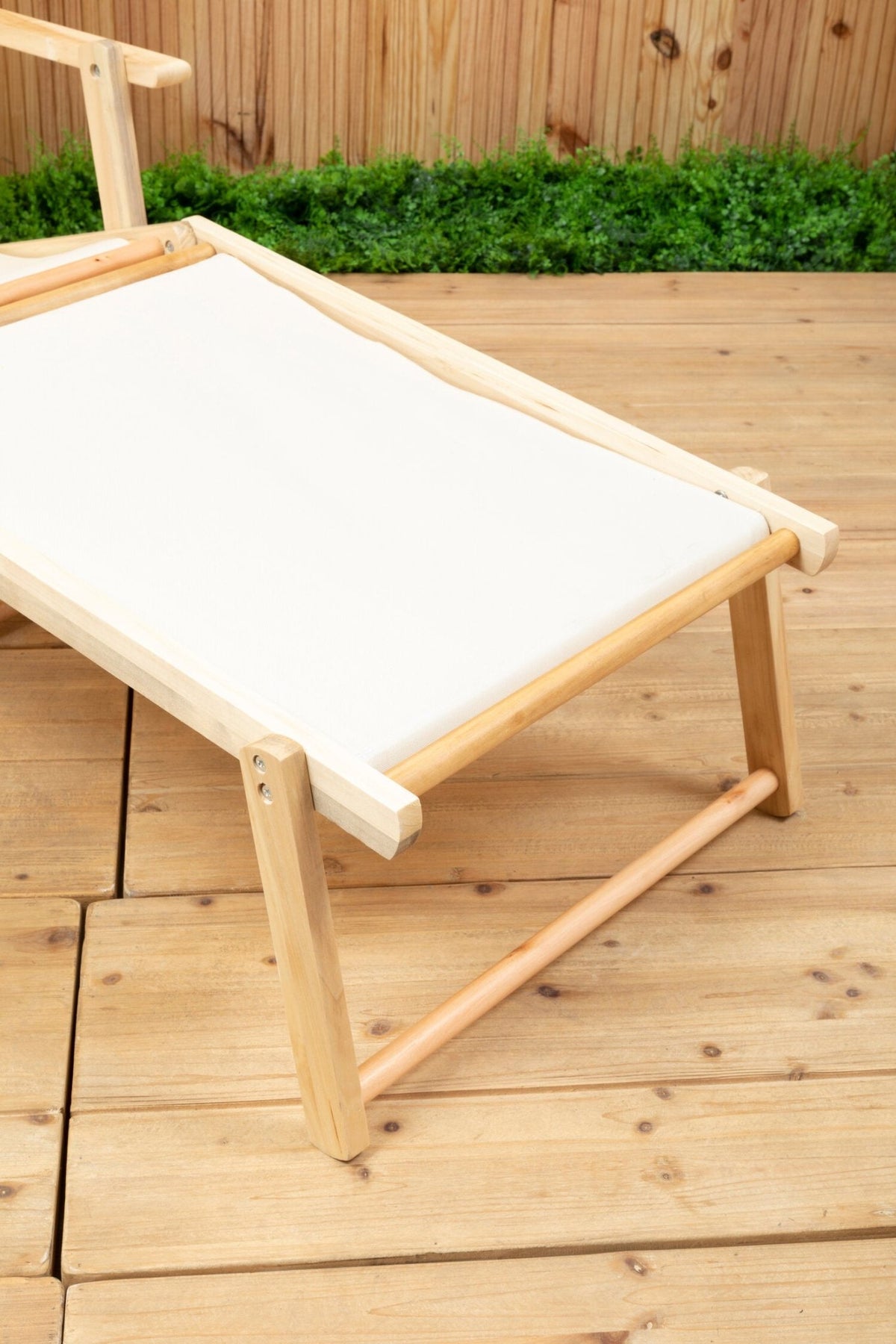 Beauport Cream Lounger | Luxury Home Accessories | Heulog Glow