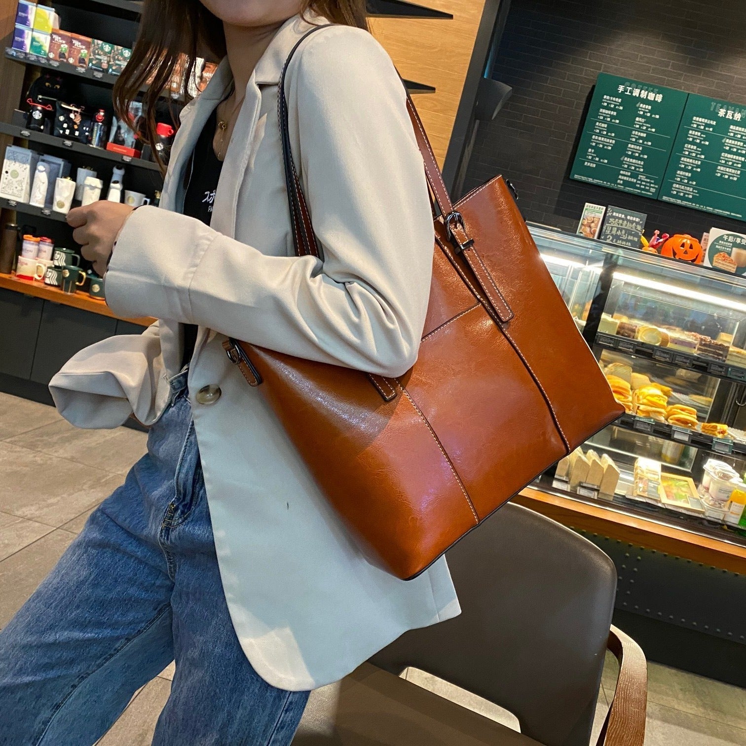 Big Bag Genuine Leather Capacity Cowhide Messenger Bag Female Hand-held Tote | Luxury Home Accessories | Heulog Glow