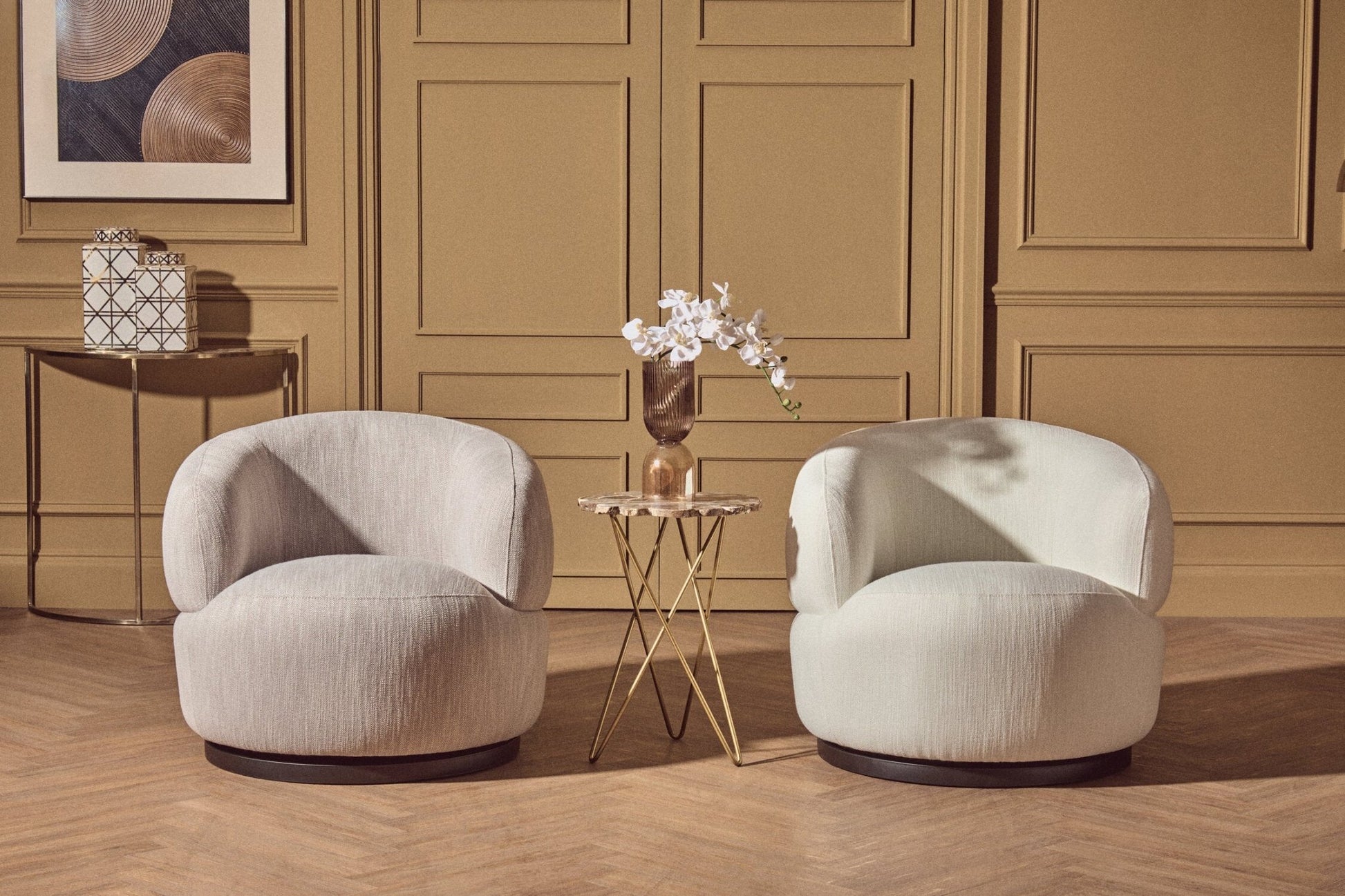 Bordo Textured Cream Curved Swivel Chair | Luxury Home Accessories | Heulog Glow