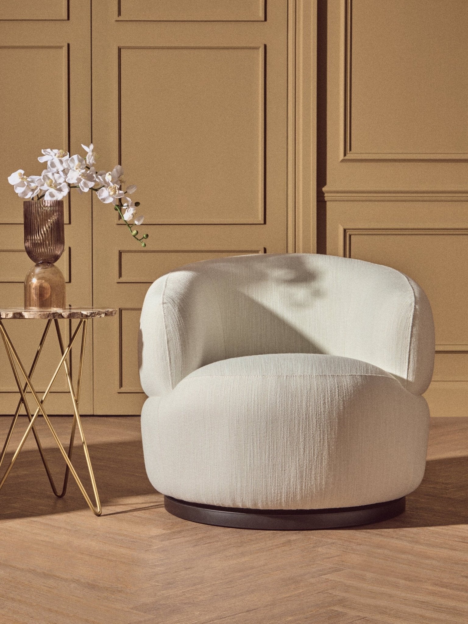 Bordo Textured Cream Curved Swivel Chair | Luxury Home Accessories | Heulog Glow