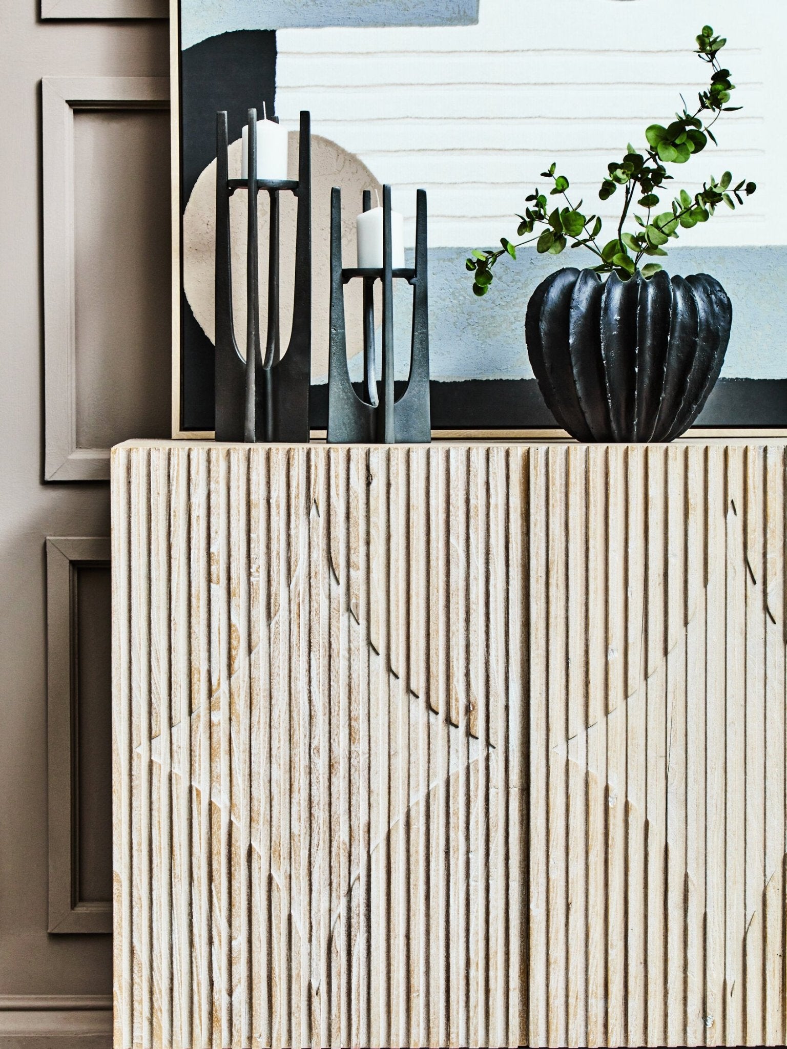 Broc Black Textured Vase | Luxury Home Accessories | Heulog Glow