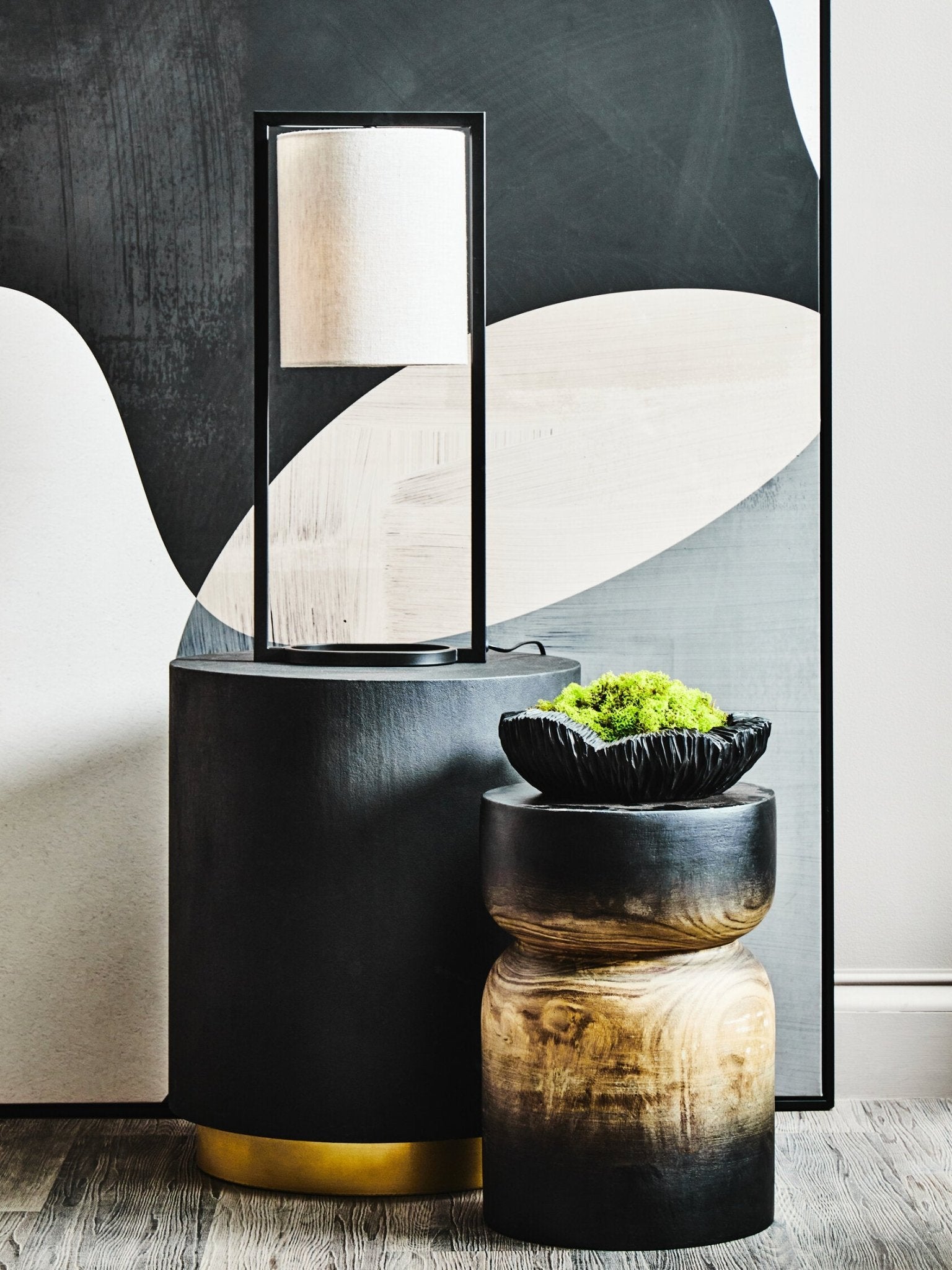 Broc Curved Textured Black Bowl | Luxury Home Accessories | Heulog Glow
