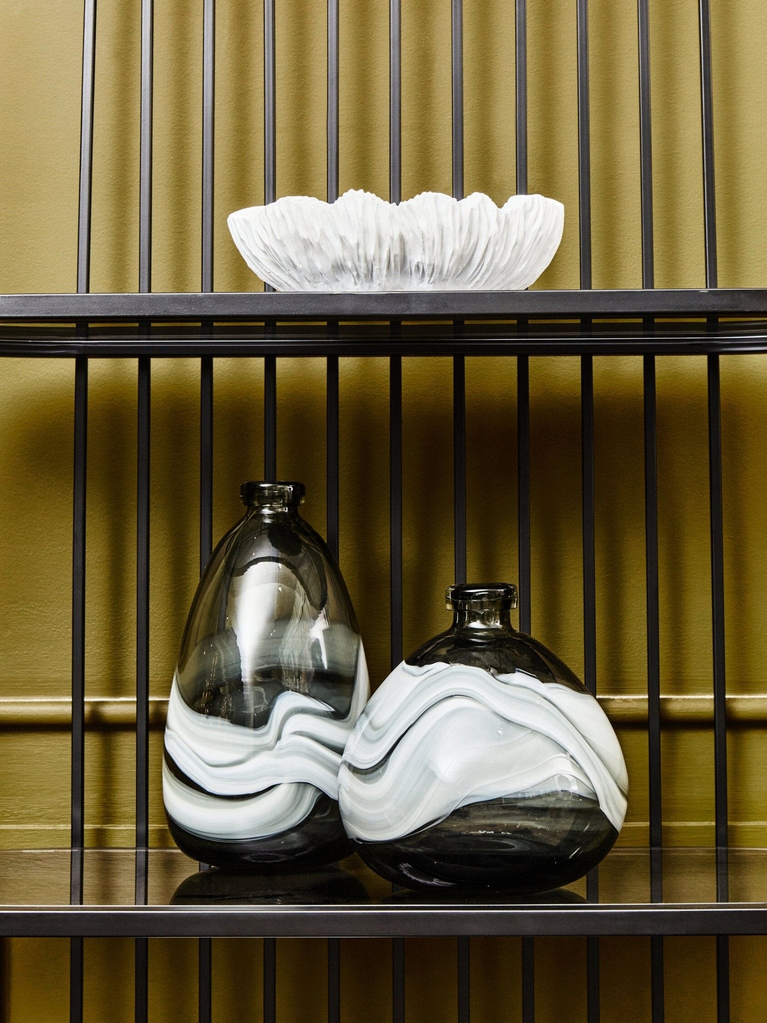 Broc Curved Textured White Bowl | Luxury Home Accessories | Heulog Glow