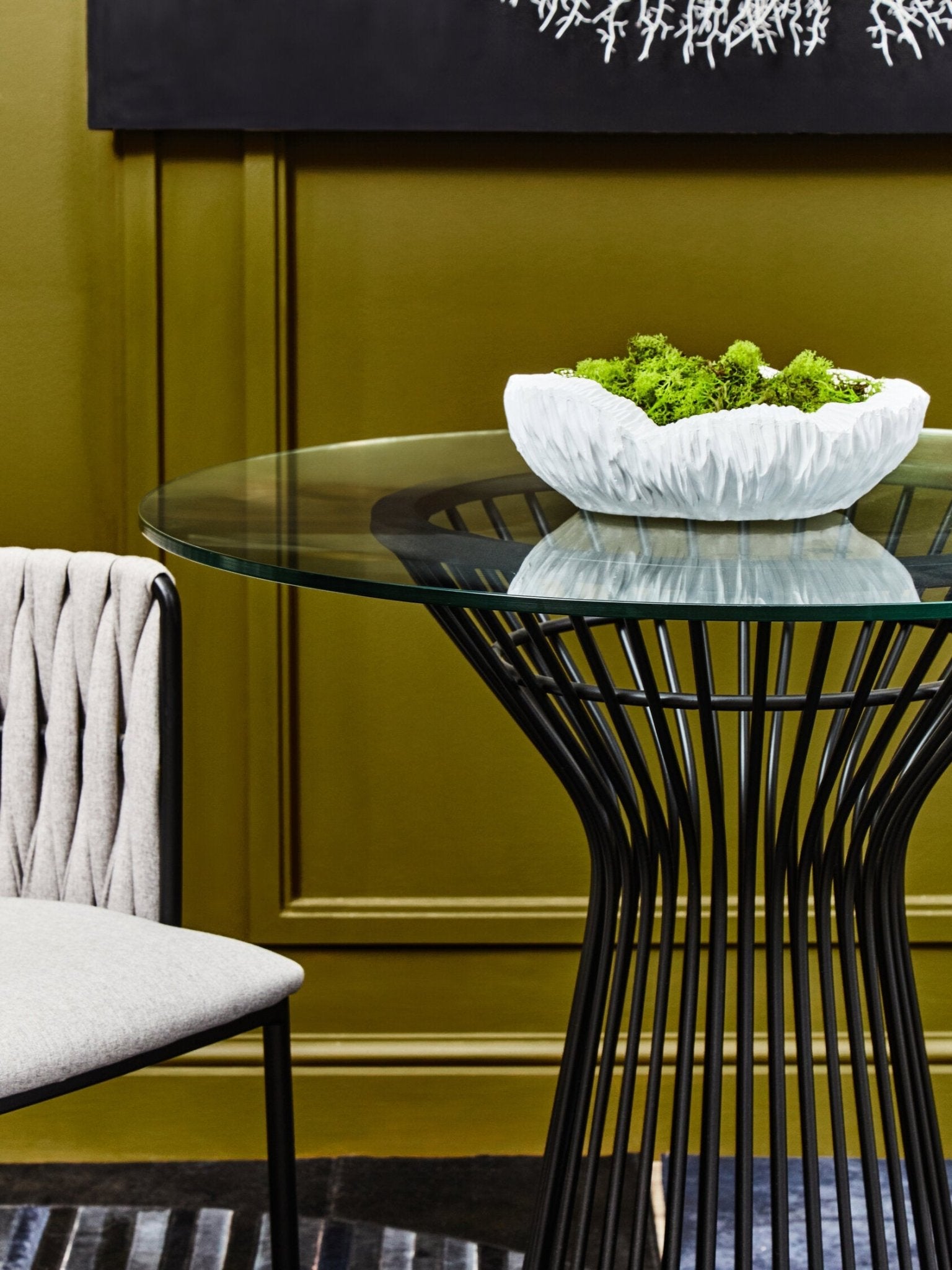 Broc Curved Textured White Bowl | Luxury Home Accessories | Heulog Glow