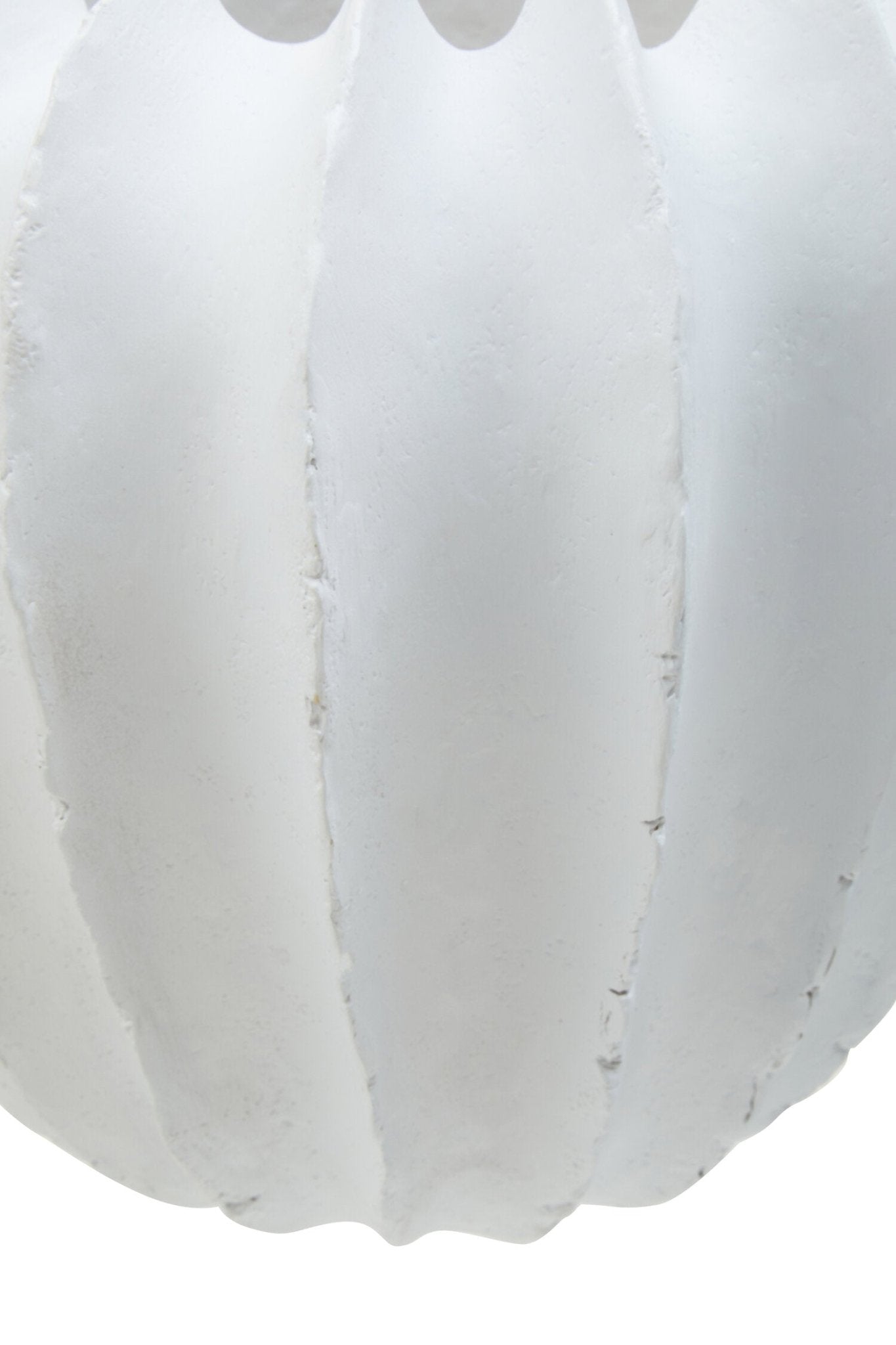 Broc White Textured Vase | Luxury Home Accessories | Heulog Glow